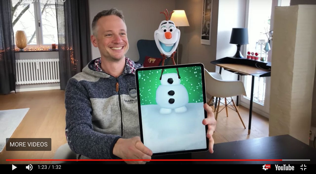 iPad magician Simon Pierro