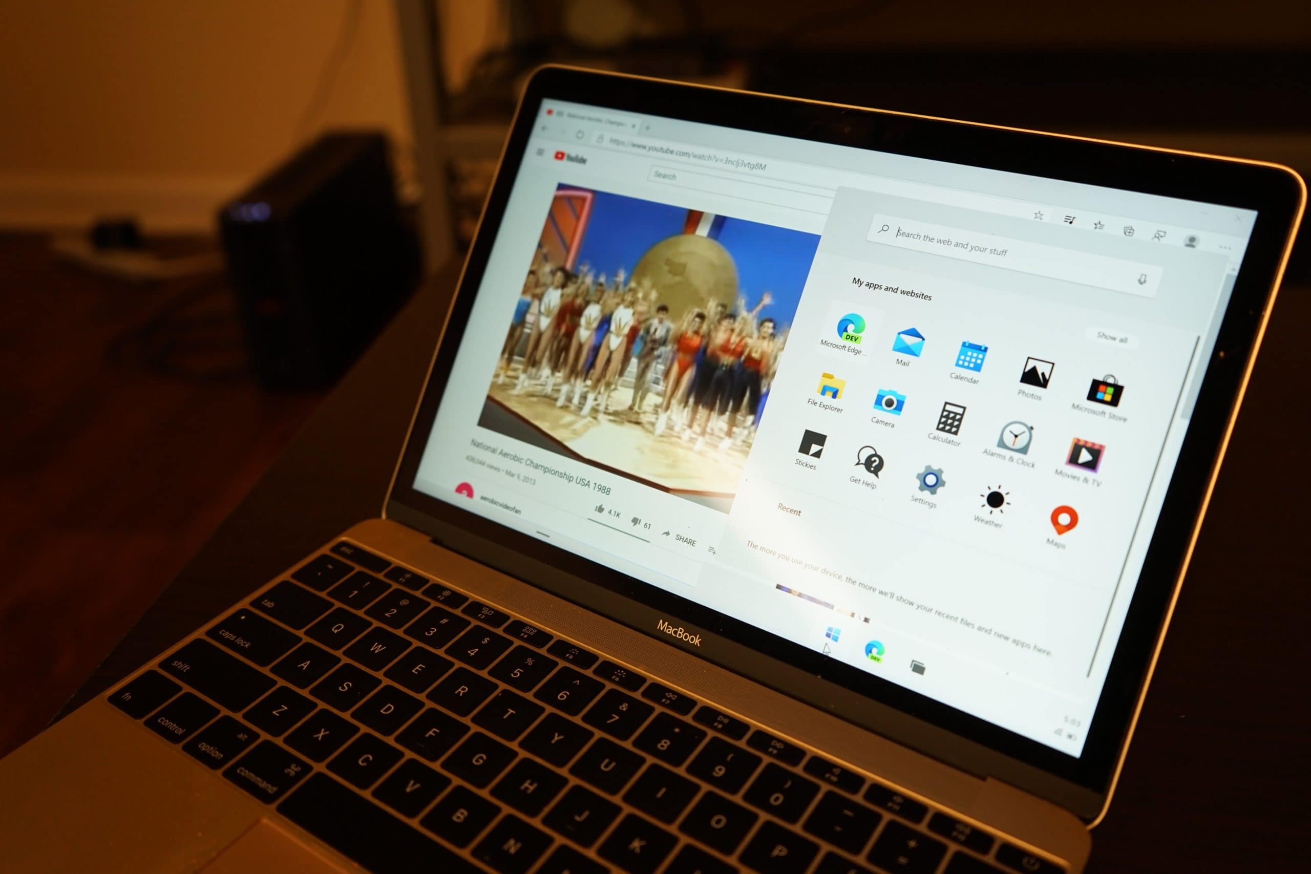 Windows-10X-MacBook
