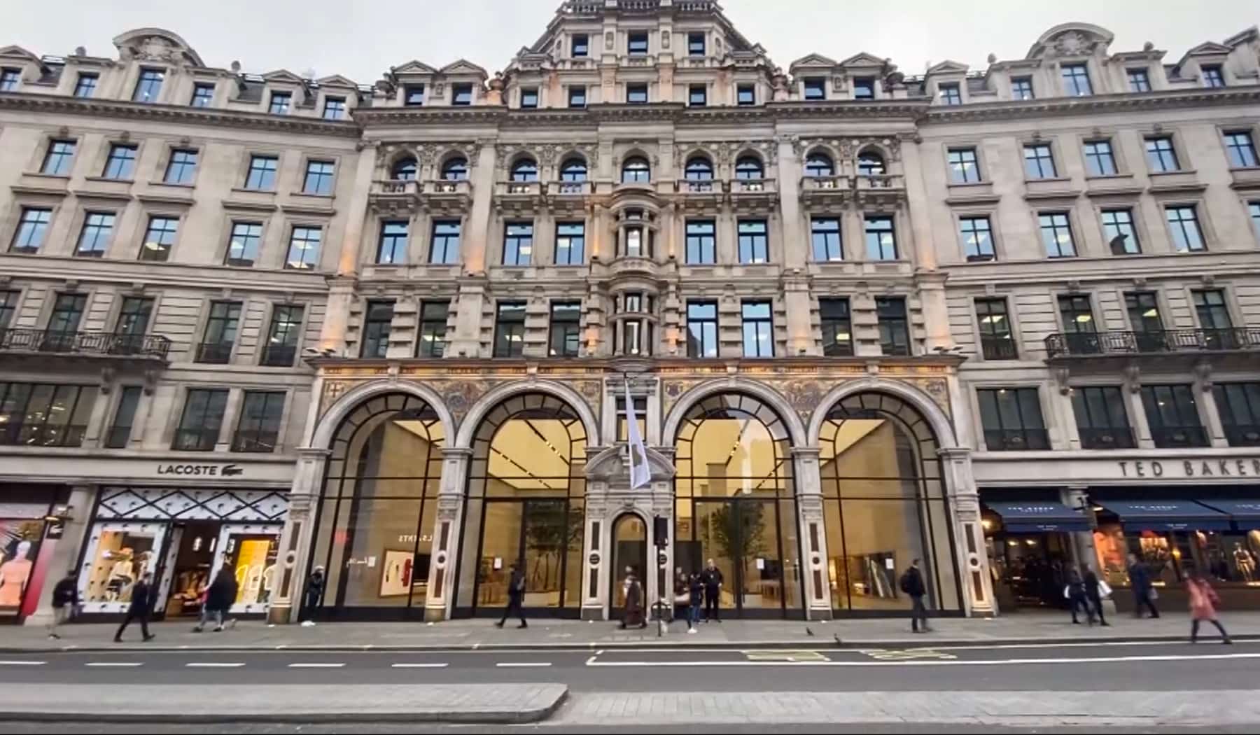 apple.store.regent.street.london.1