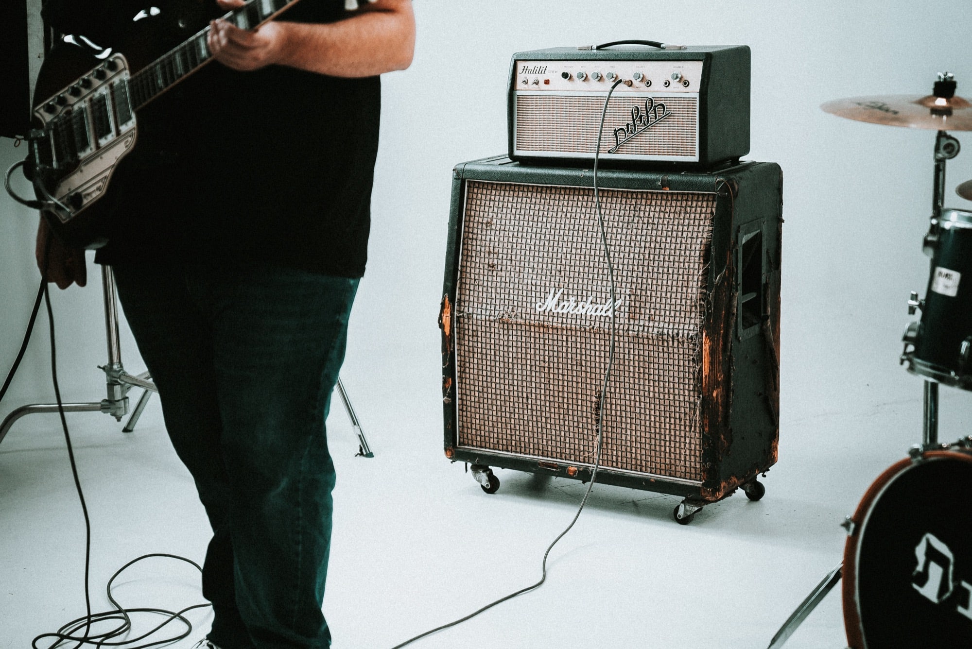 ConnectionOpen Marshall amp and guitar player