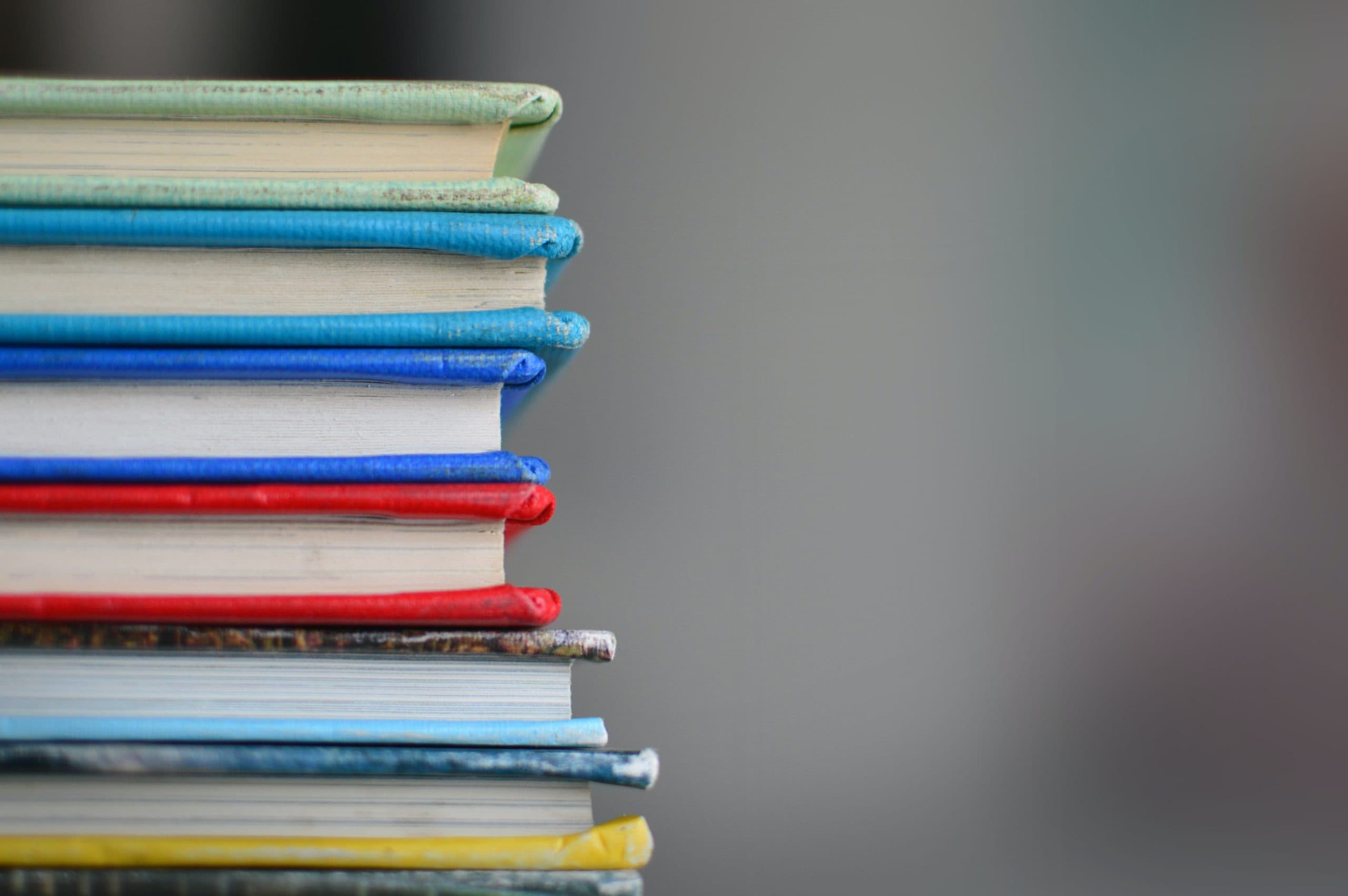 Five amazing post-apocalyptic novels for your reading pleasure.