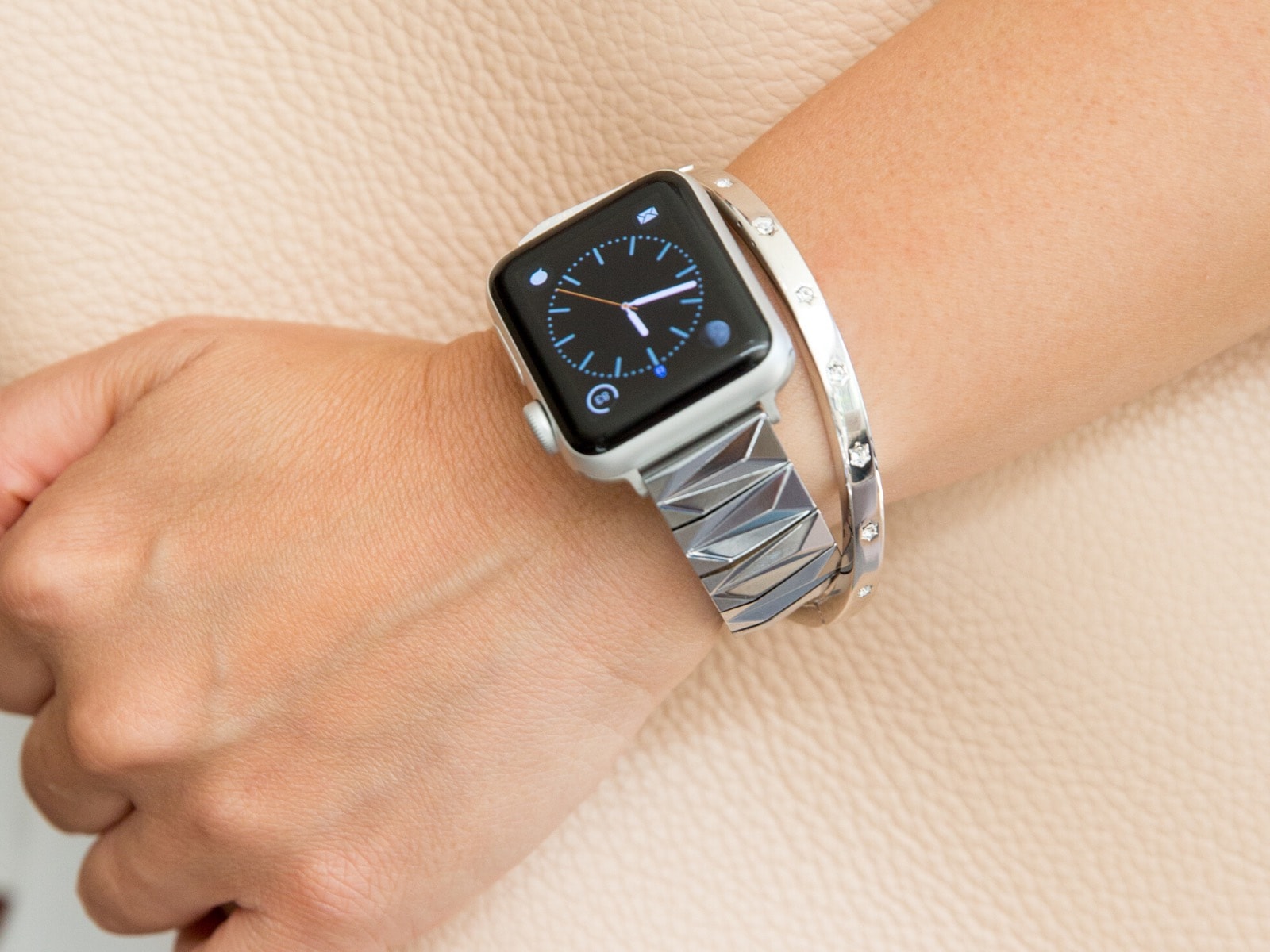 Goldenerre Pyramid bracelet for Apple Watch
