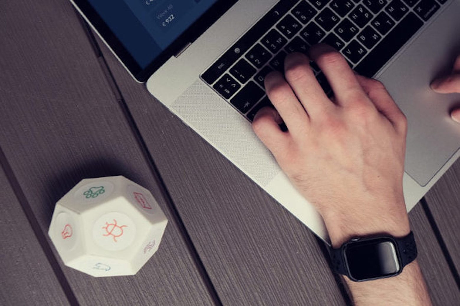 Spend your time more productively with TimeFlip2