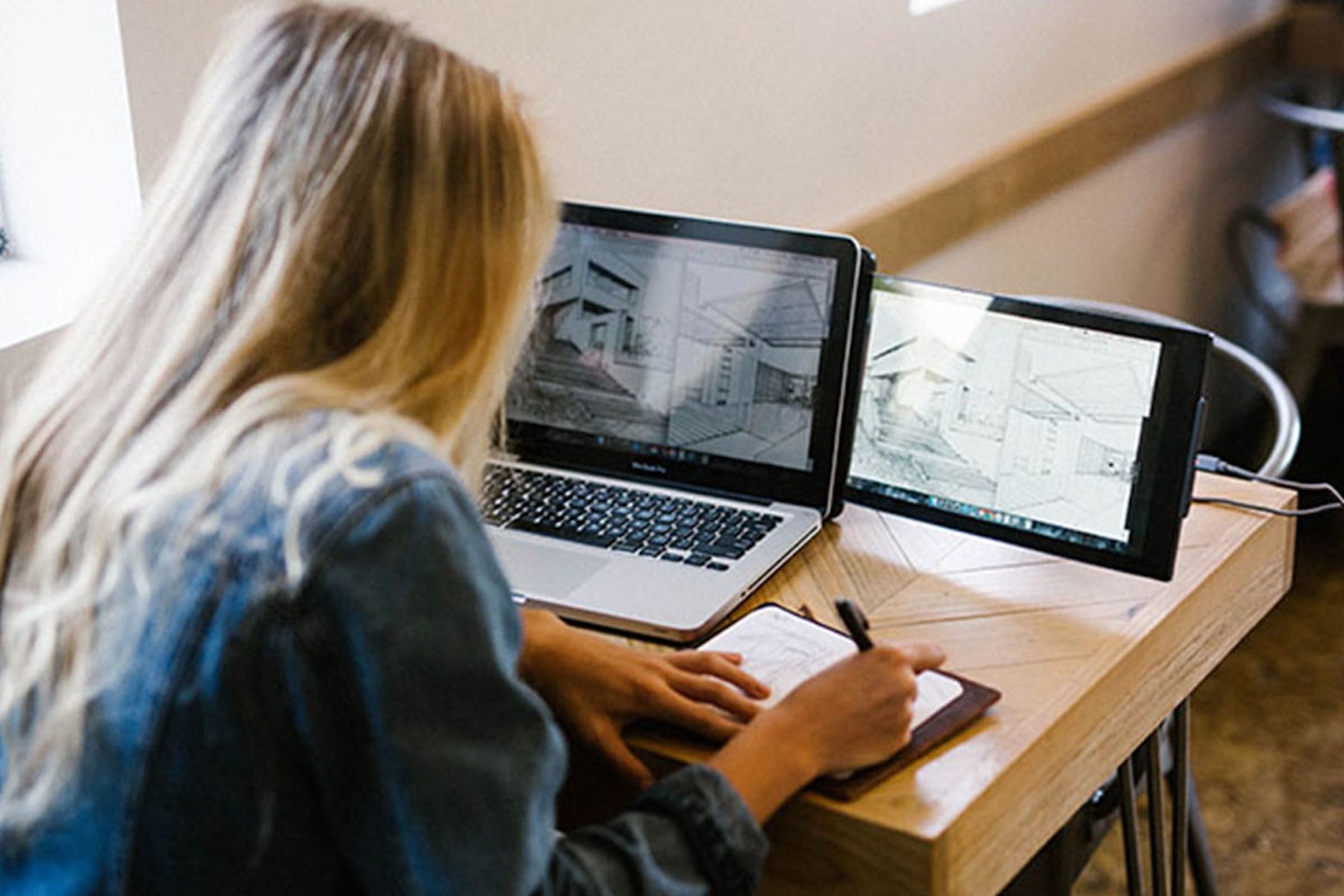 This beautifully portable dual-screen laptop accessory can help increase your productivity by up to 50%