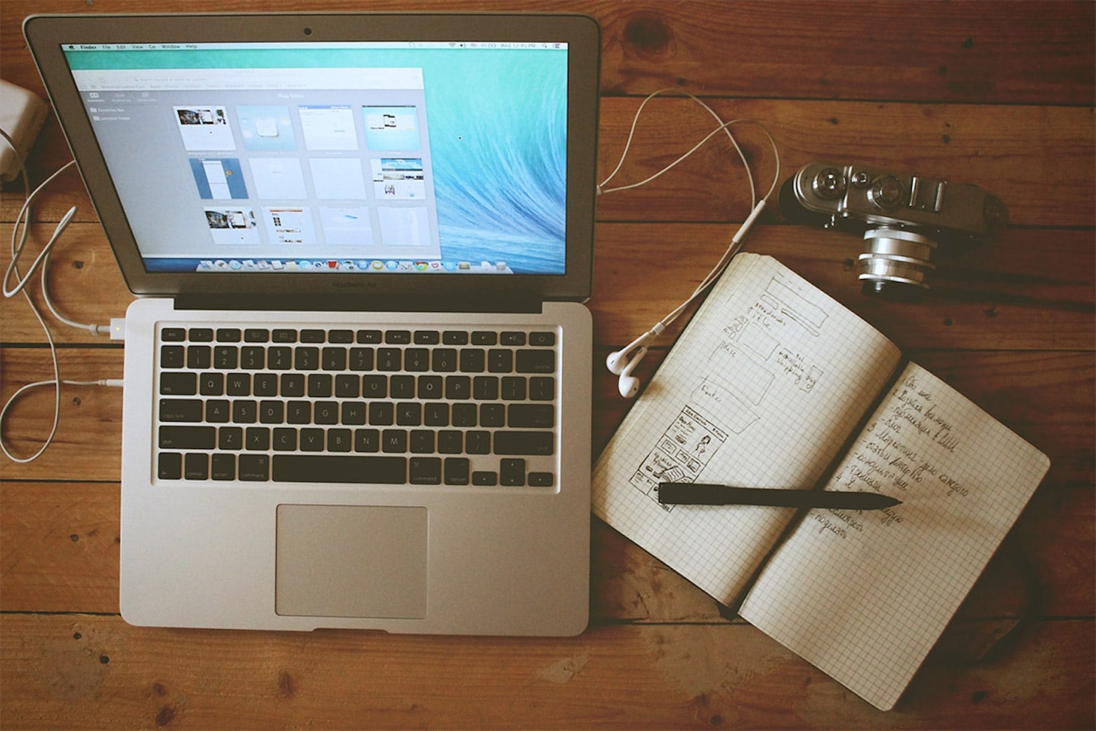 Work smarter and more productively with Dictanote