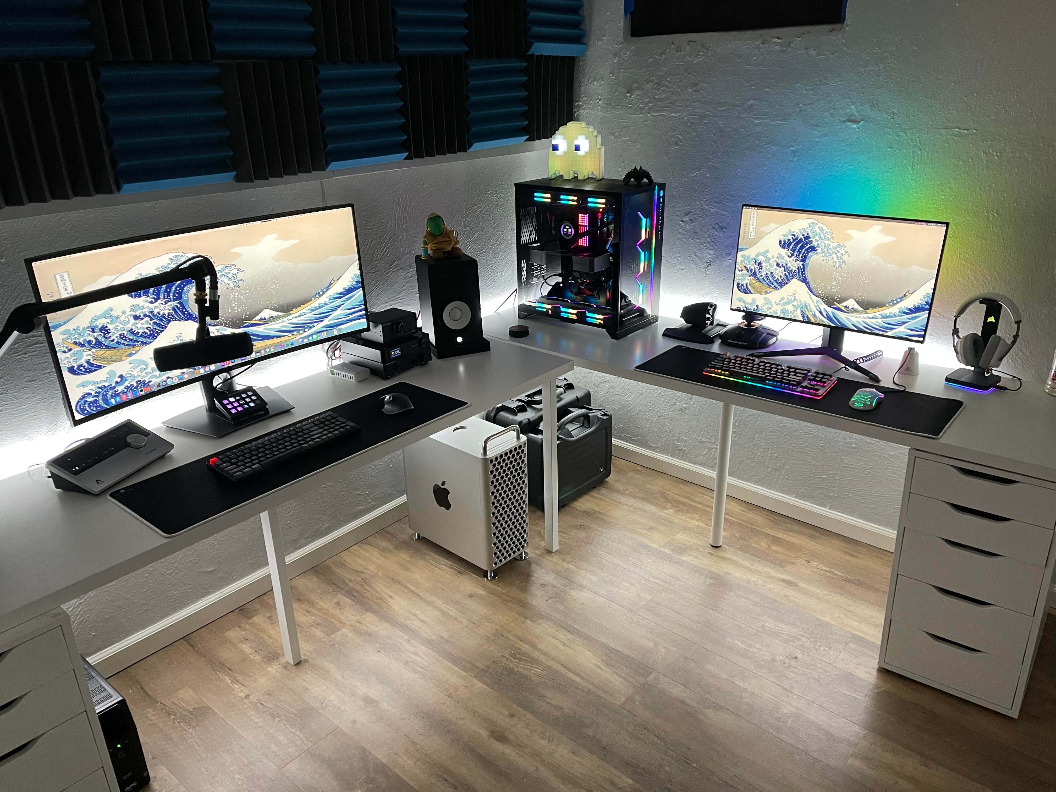 Best of all worlds? A powerful Mac and PC combo crushes work, gaming and podcasting.