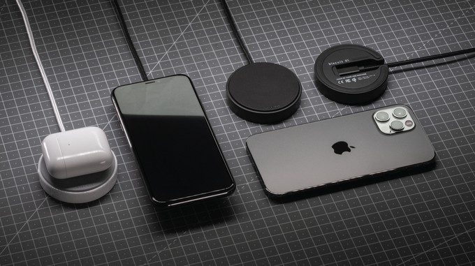 The ceramic Biscuit charger is designed to be upgraded.