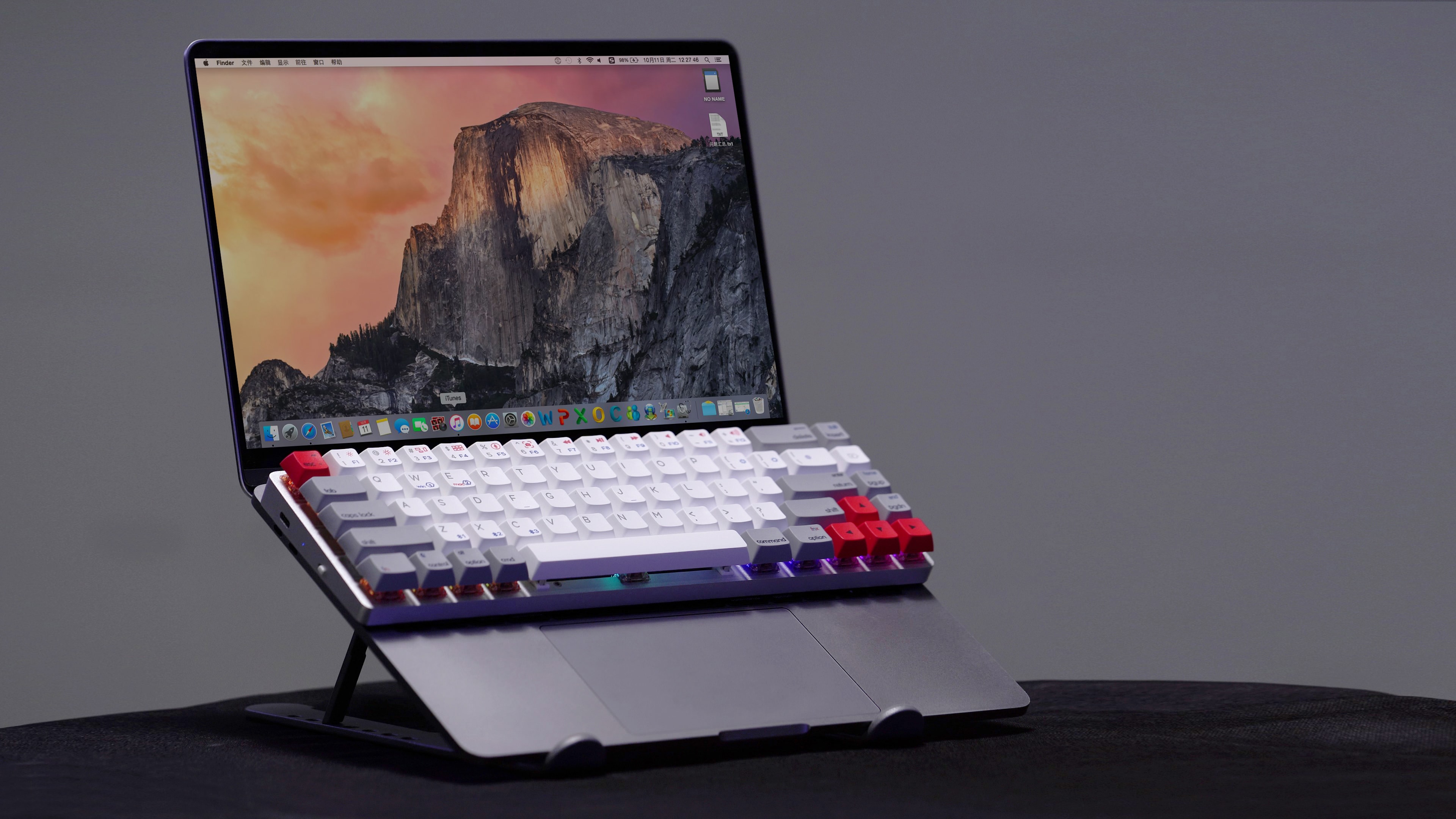 You can place the Epomaker NT68 right on your Apple laptop.