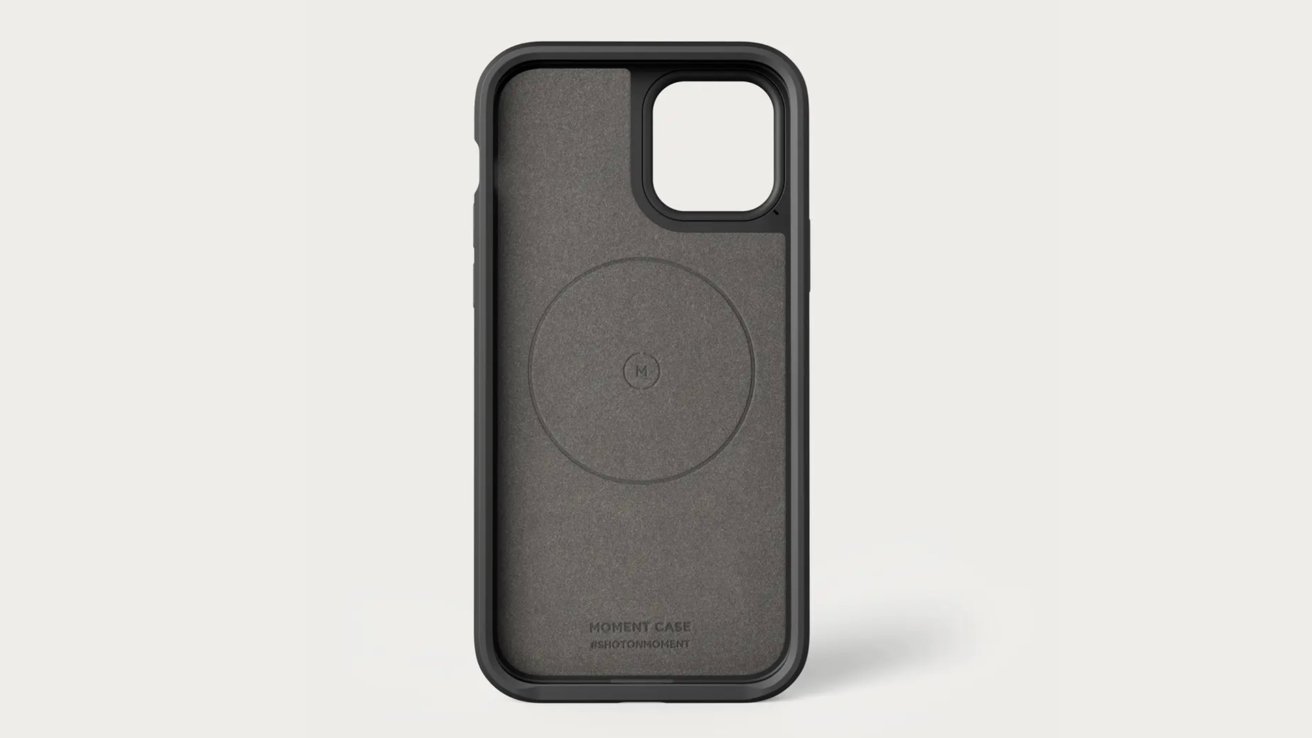Moment M(Force) cases offer MagSafe support for the iPhone 11 series.