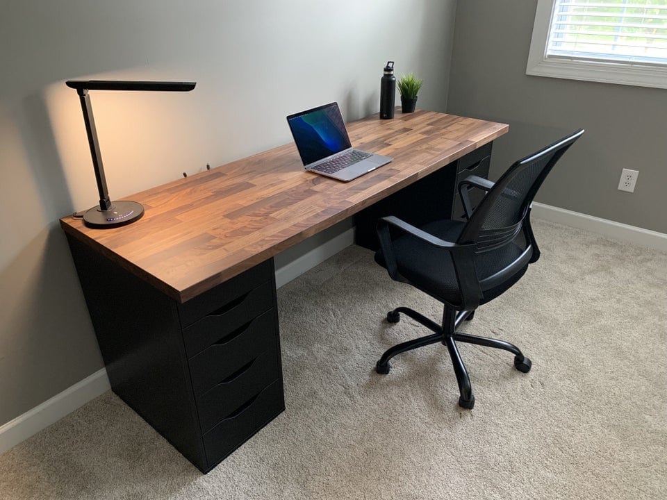 Would you say this setup is minimalistic, or something else?