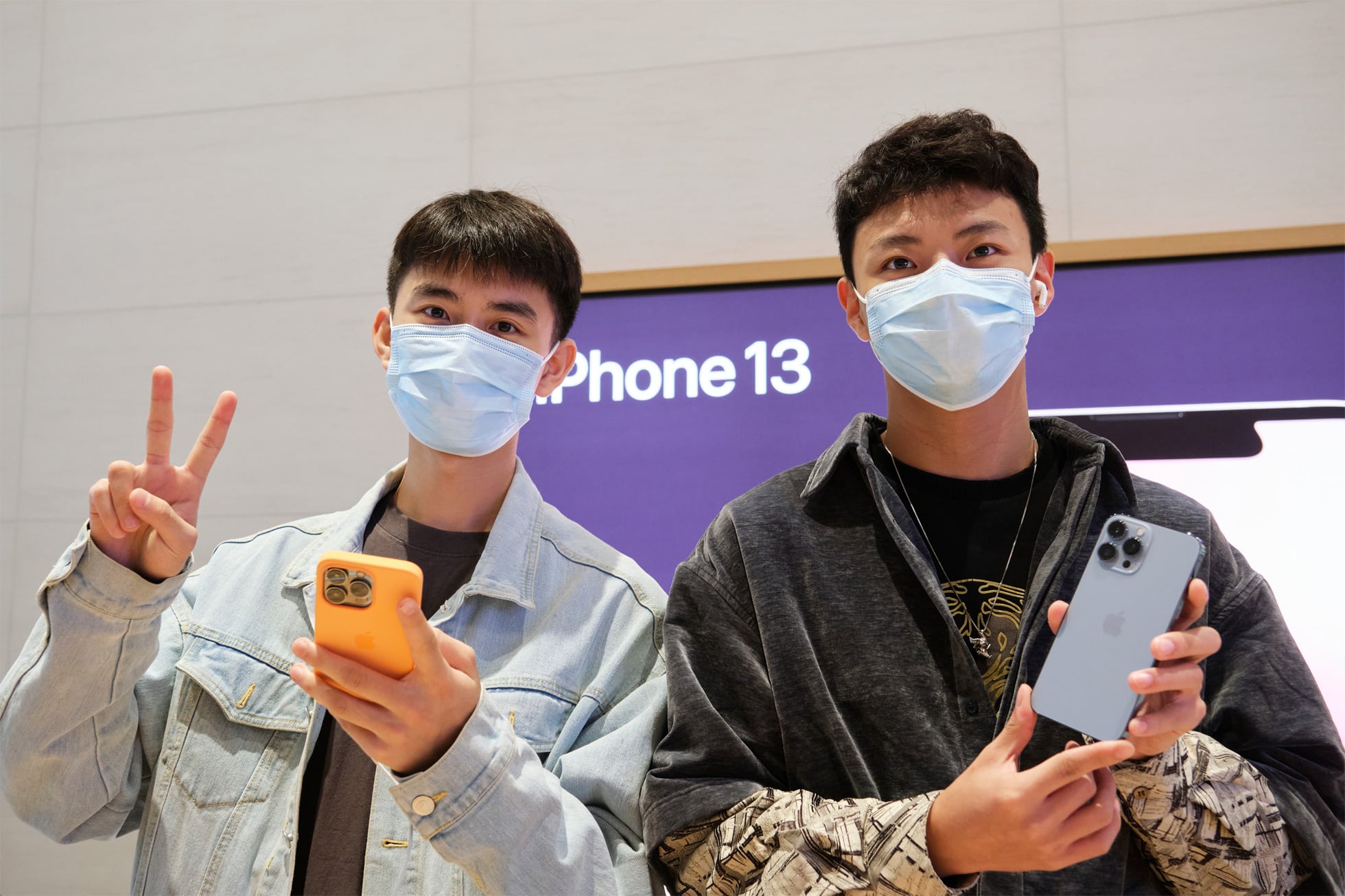 iPhone 13 and new iPads hit the Apple Store