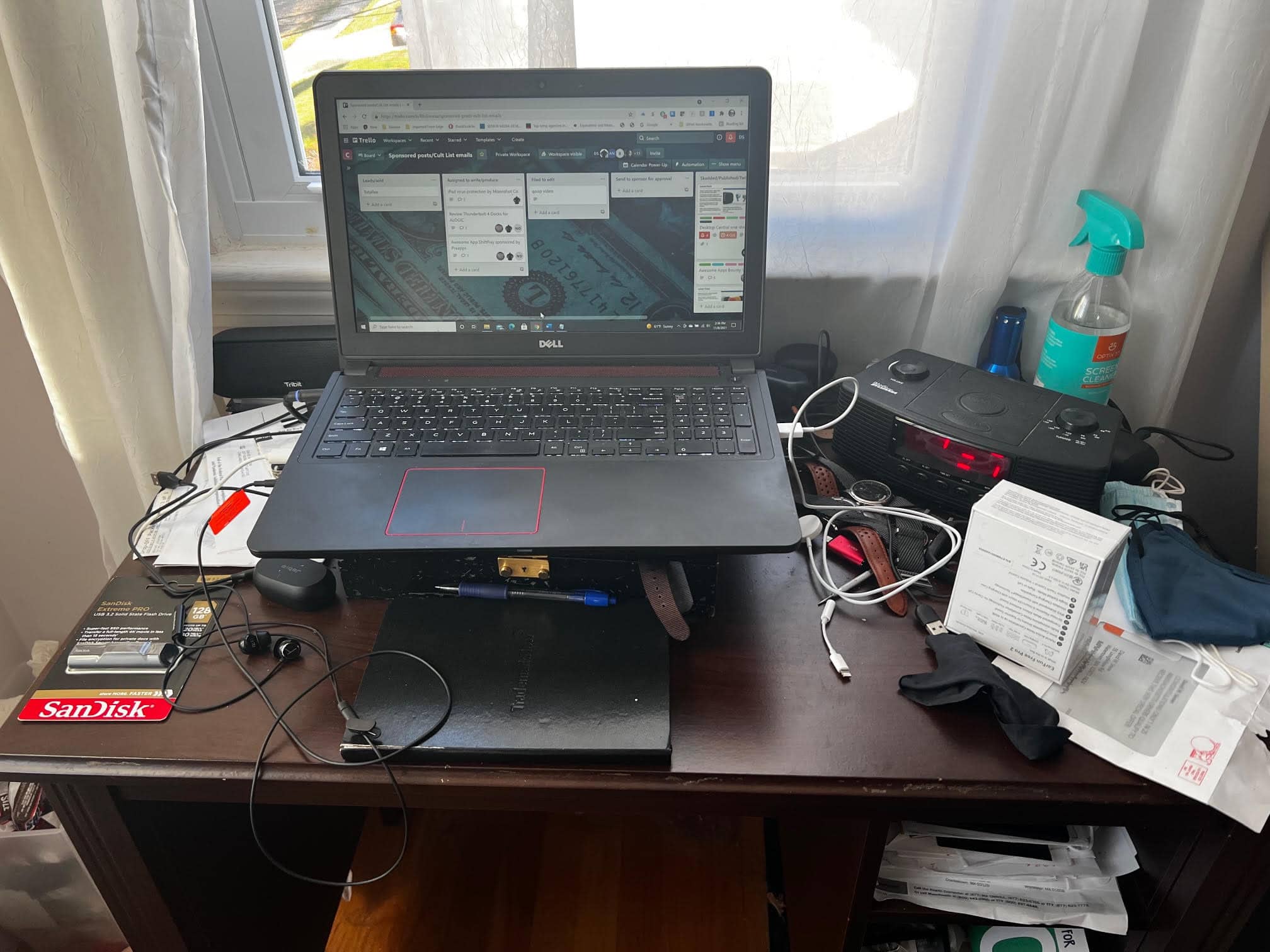 Before: A fine Dell Inspiron laptop perched atop a mess.