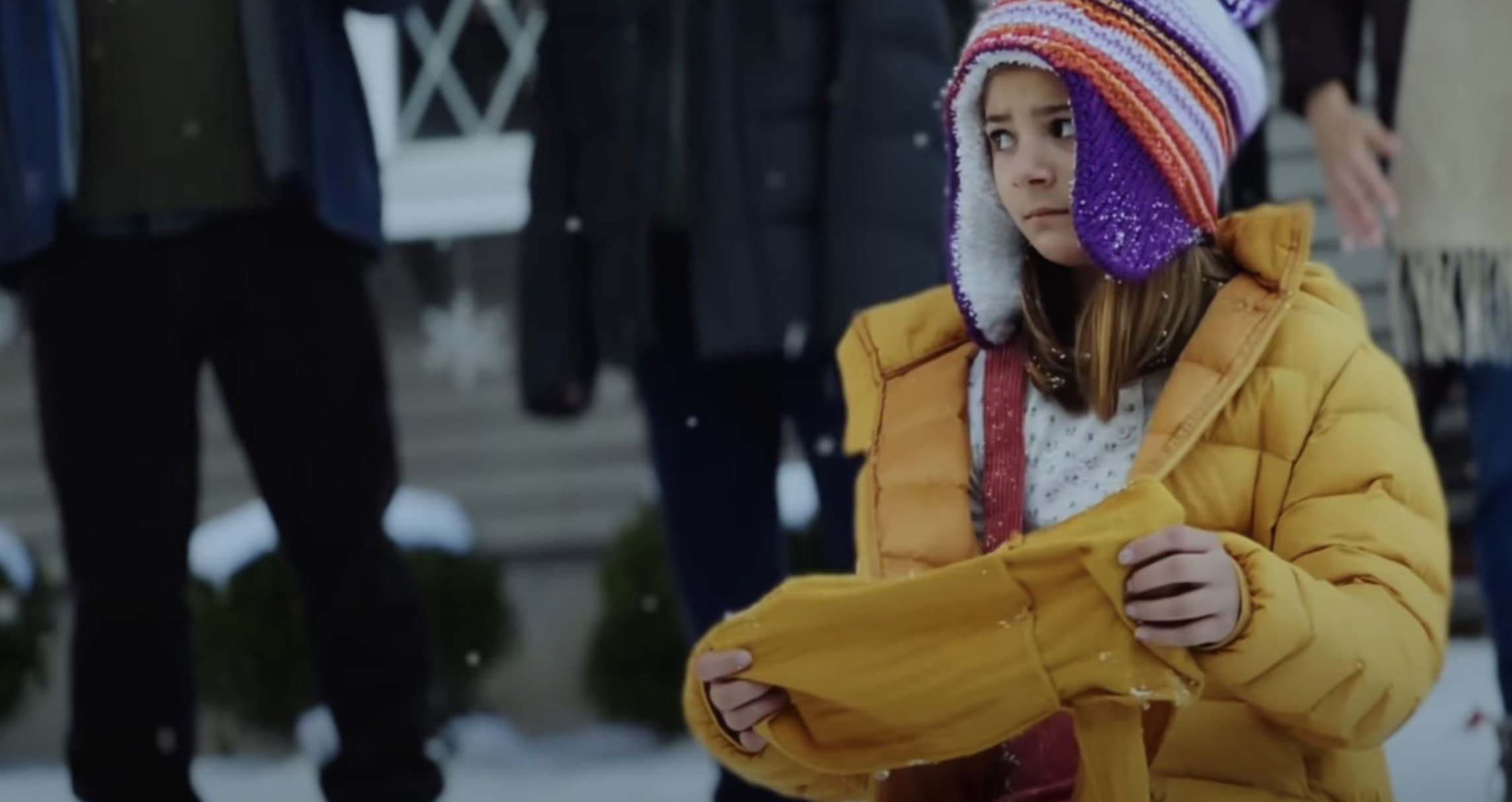 Apple snowman ad