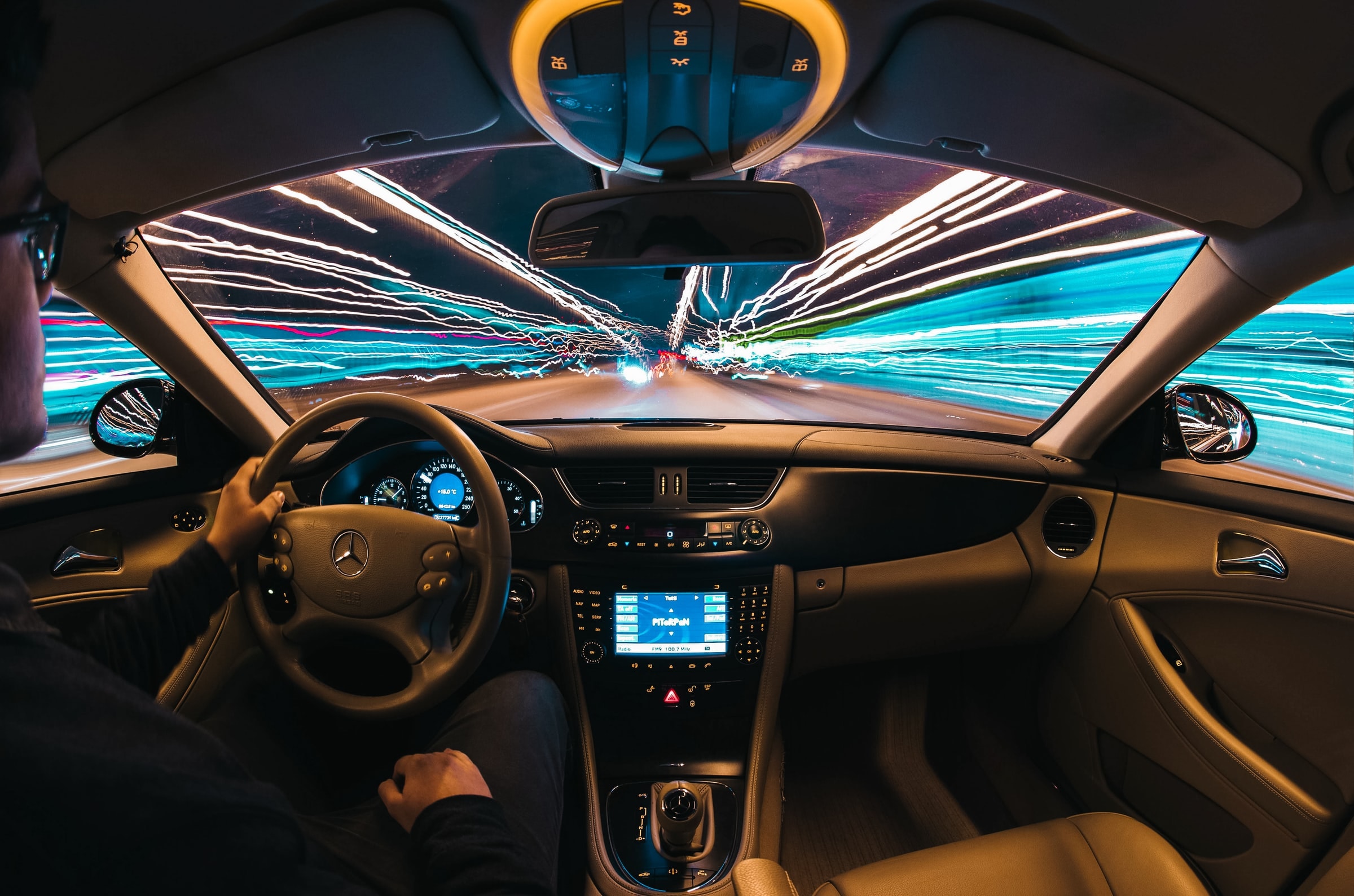 Apple reportedly wants to eliminate the steering wheel and pedals from its autonomous vehicle.