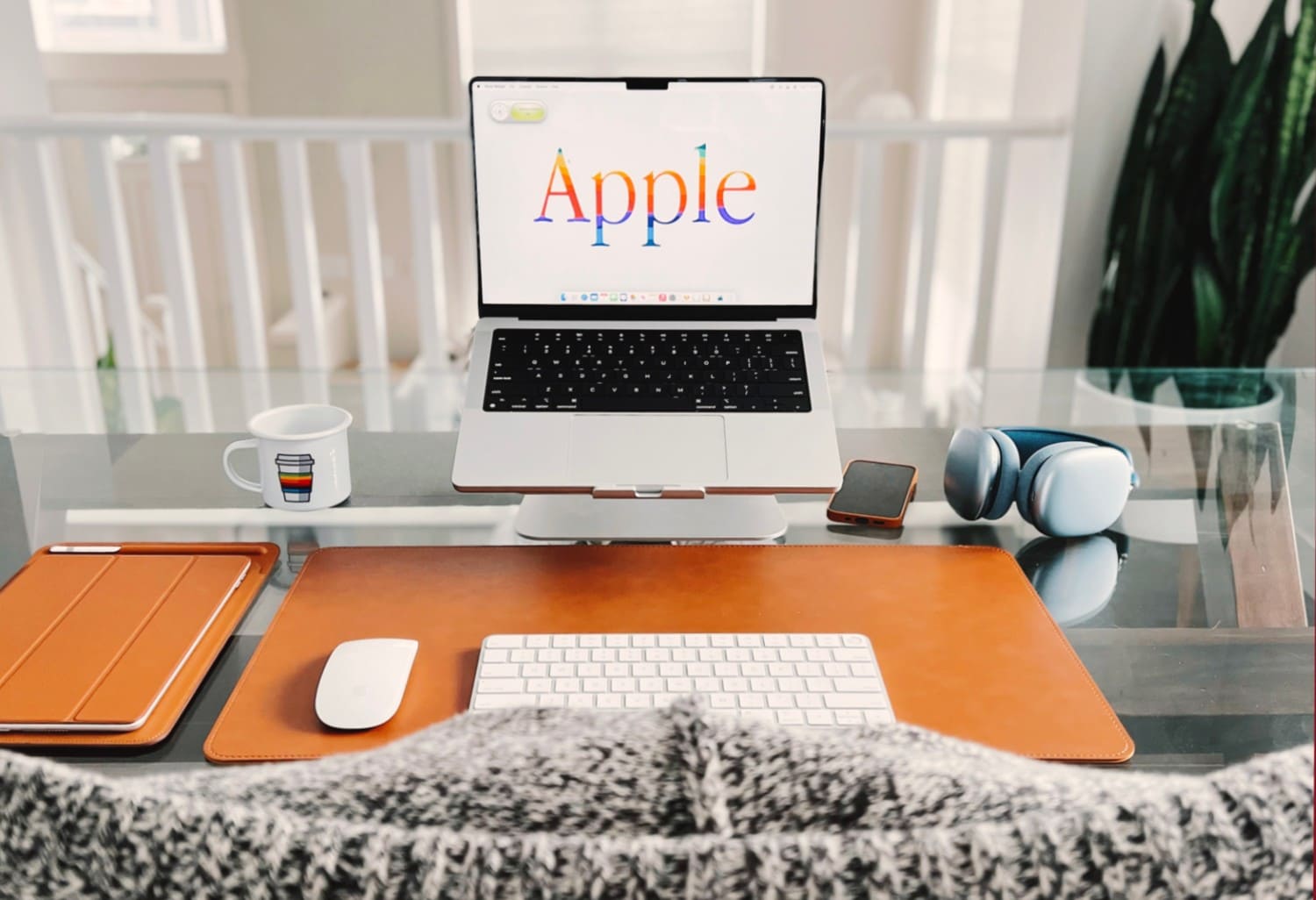 Basic Apple Guy's setup, the 