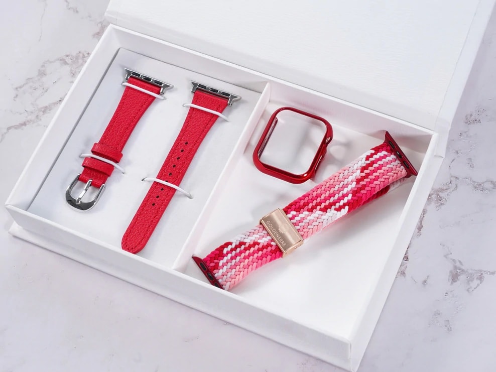 Goldenerre's set could be just the thing for you and your significant other this Valentine's Day.