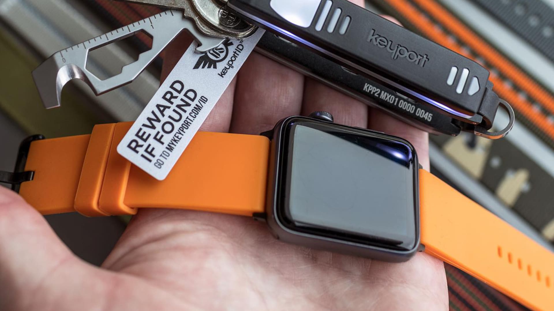 BluShark silicone band for Apple Watch