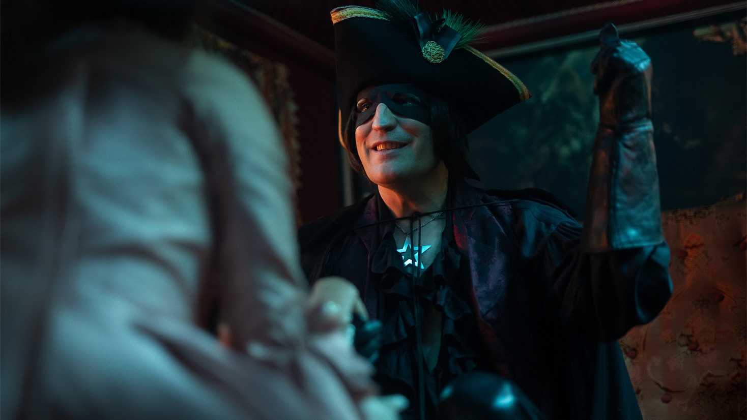 Noel Fielding will play a British bandit in Apple TV+ comedy-adventure series