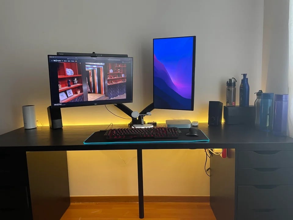 This computer setup simply has more in it than there appears.