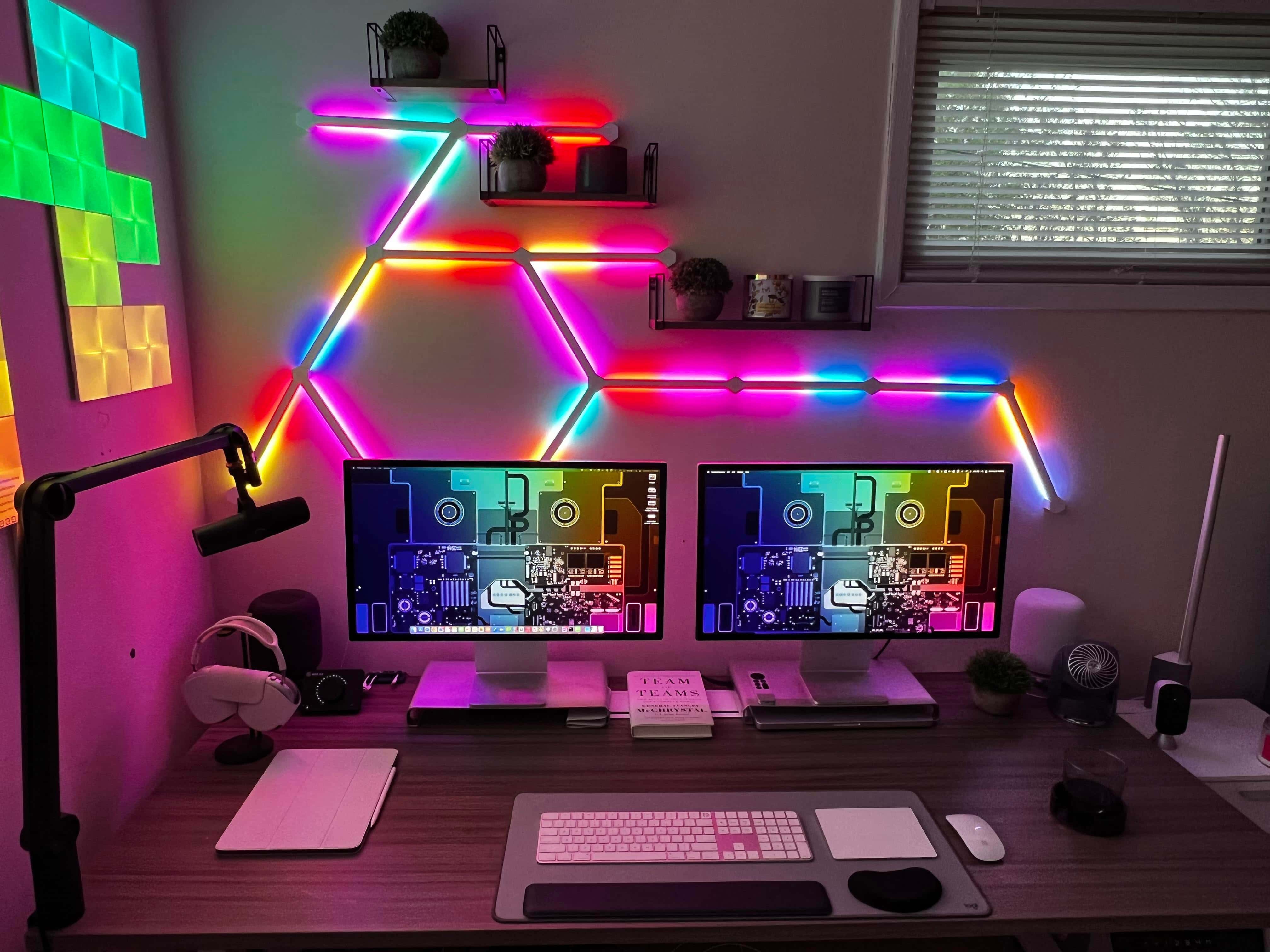 Nanoleaf Lines, behind the displays, are the primary lights in this show.