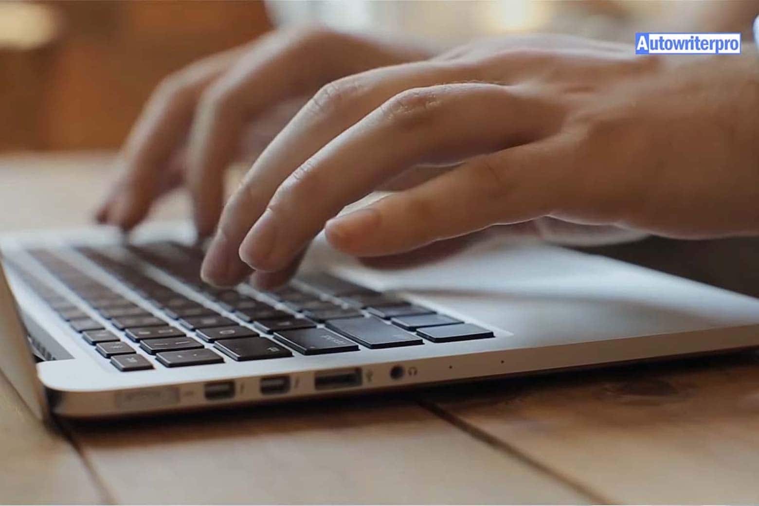 Write a whole post by hitting one key with this content writing AI.