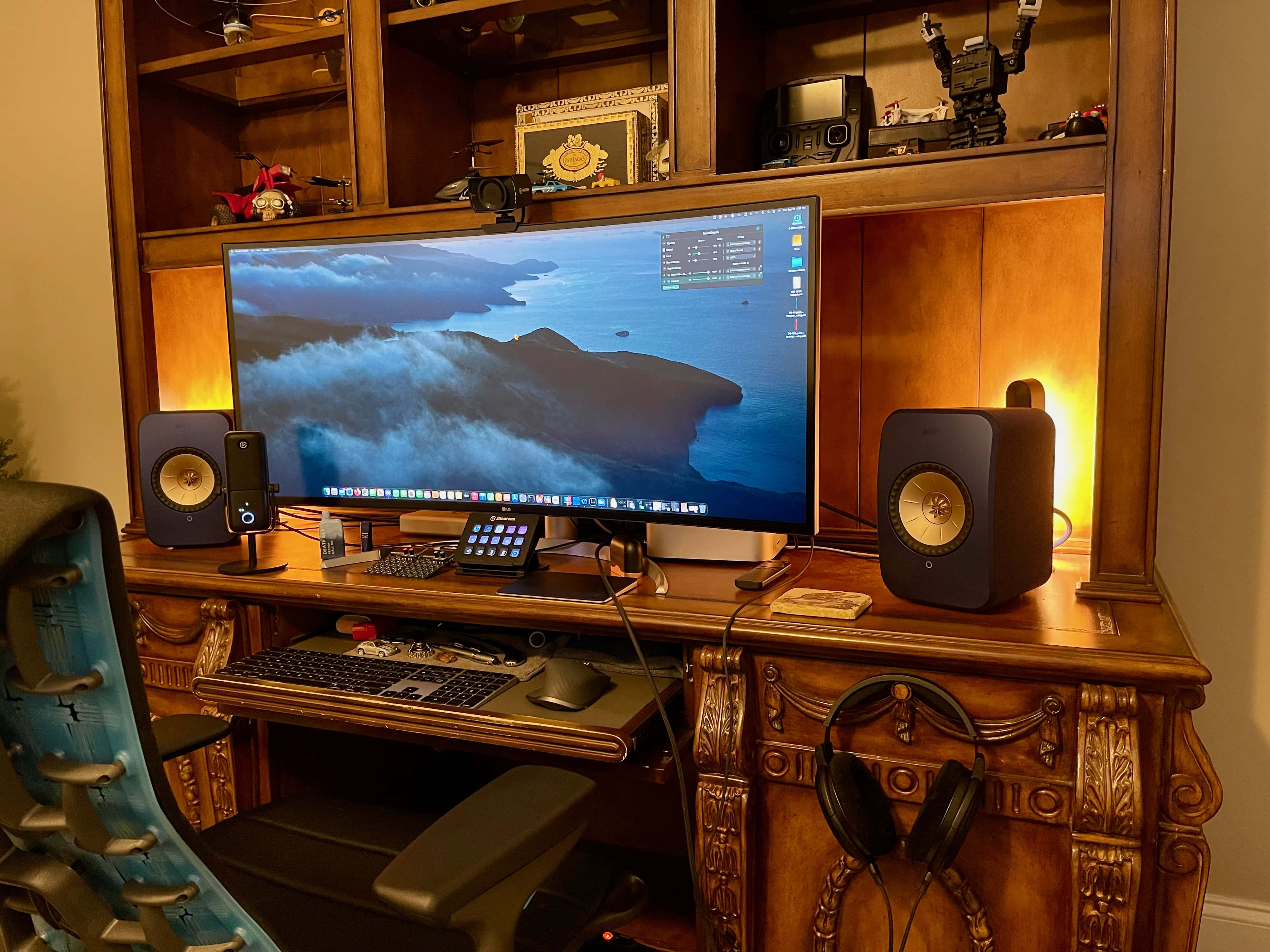 This setup has been massively upgraded for better video calls and overall sound quality.