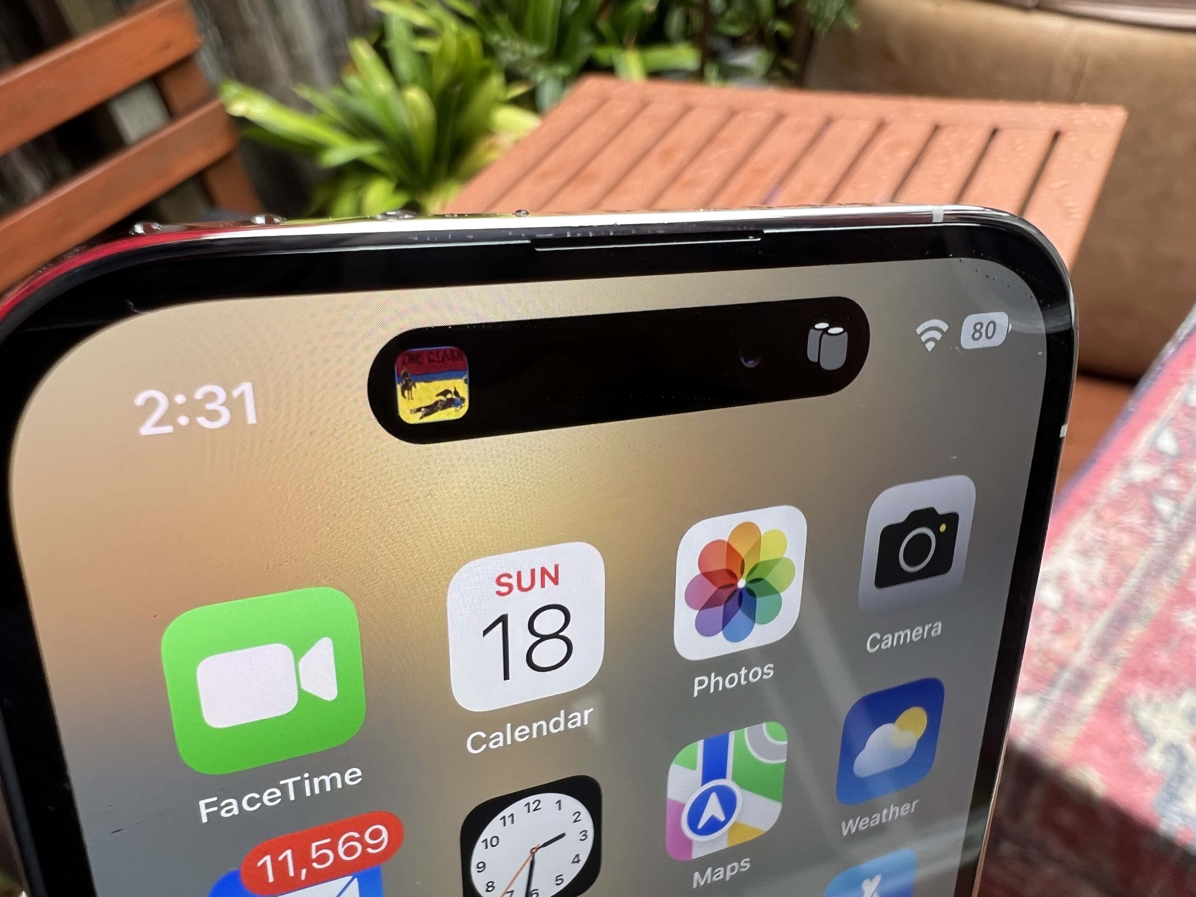 iPhone 14 Pro's Dynamic Island when playing music