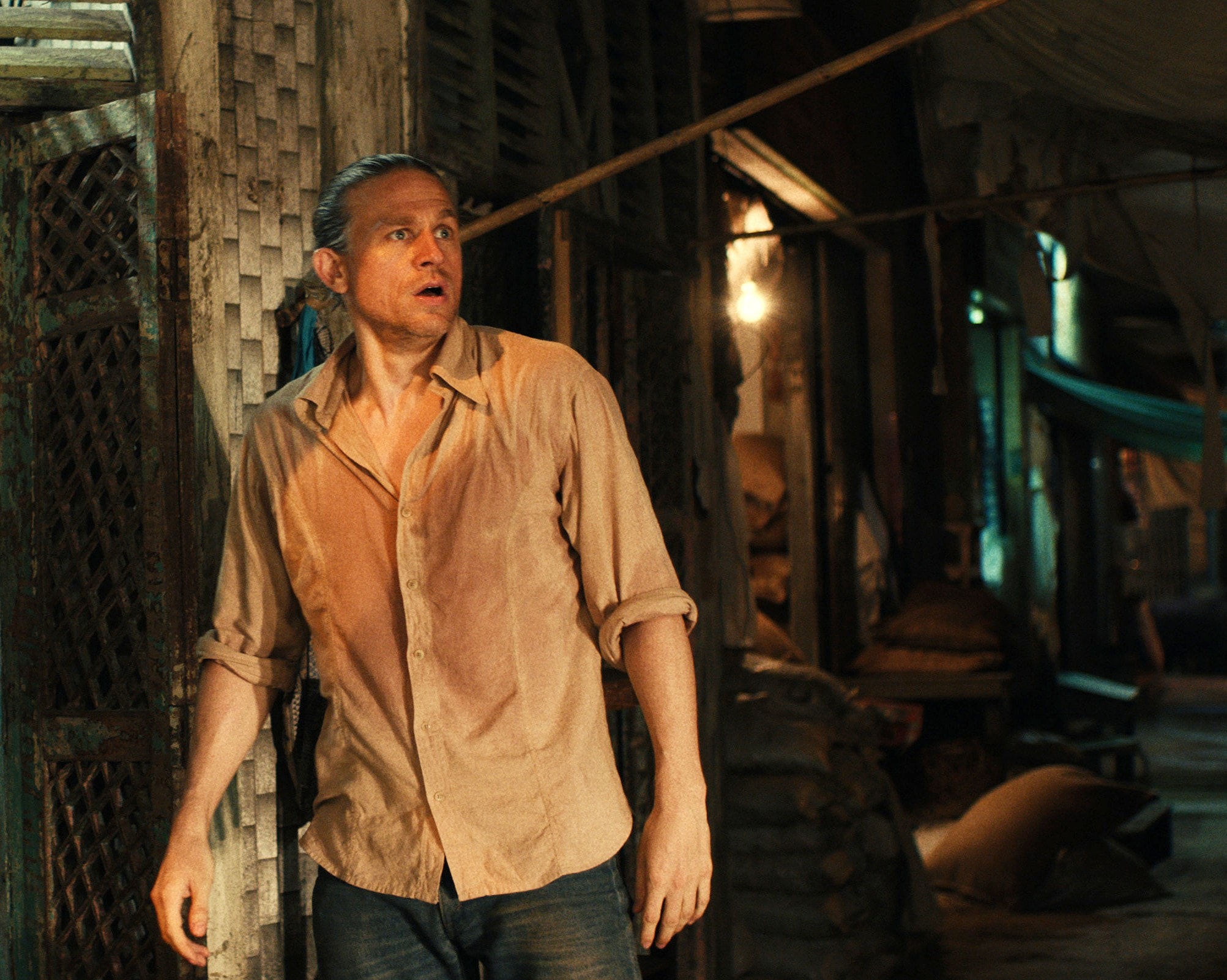 Shantaram recap Apple TV+: Lindsay Ford (played by Charlie Hunnam) realizes it's go time.