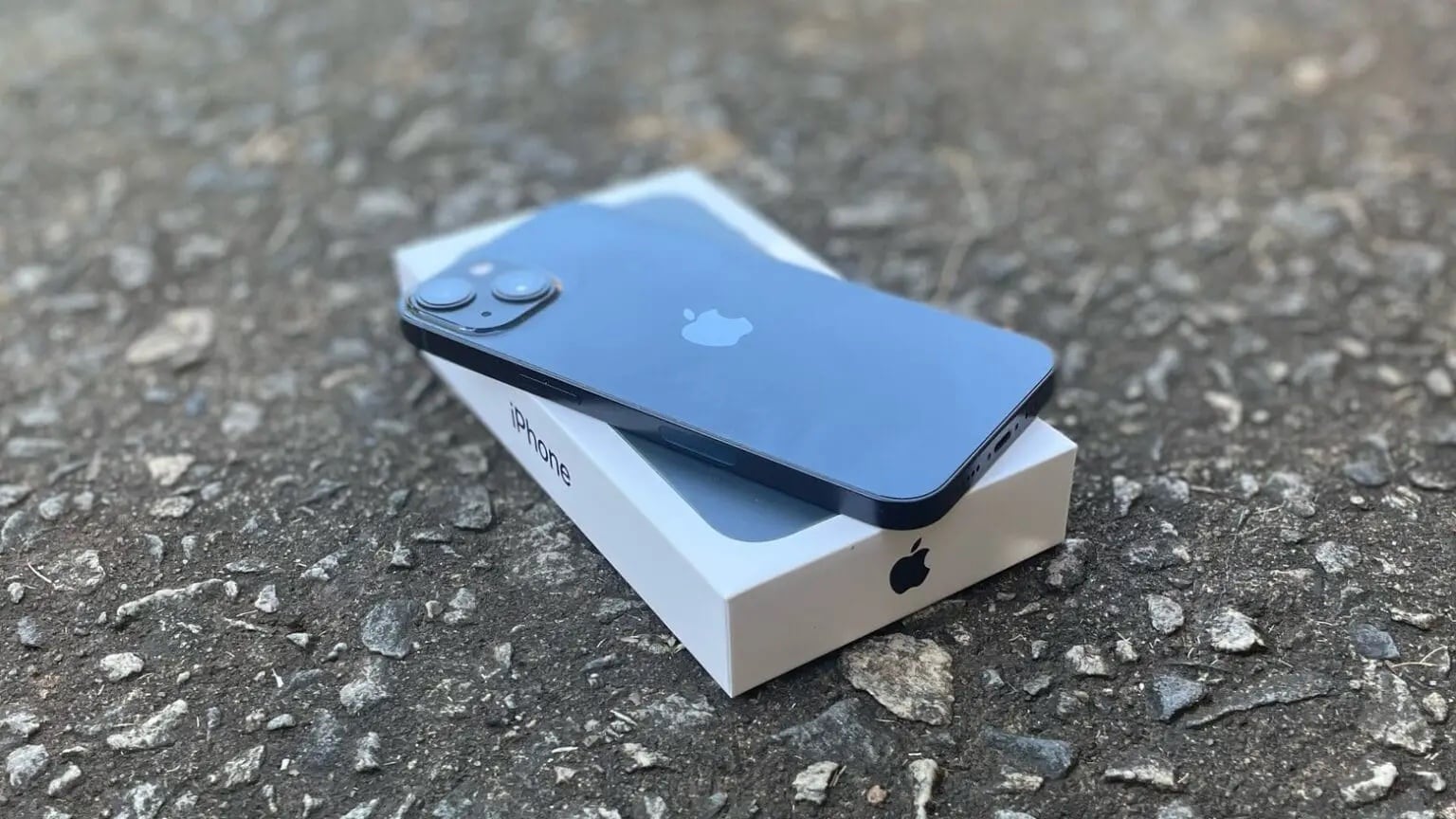Here's your chance to get a cosmetically imperfect iPhone 13 or other handset on the cheap.
