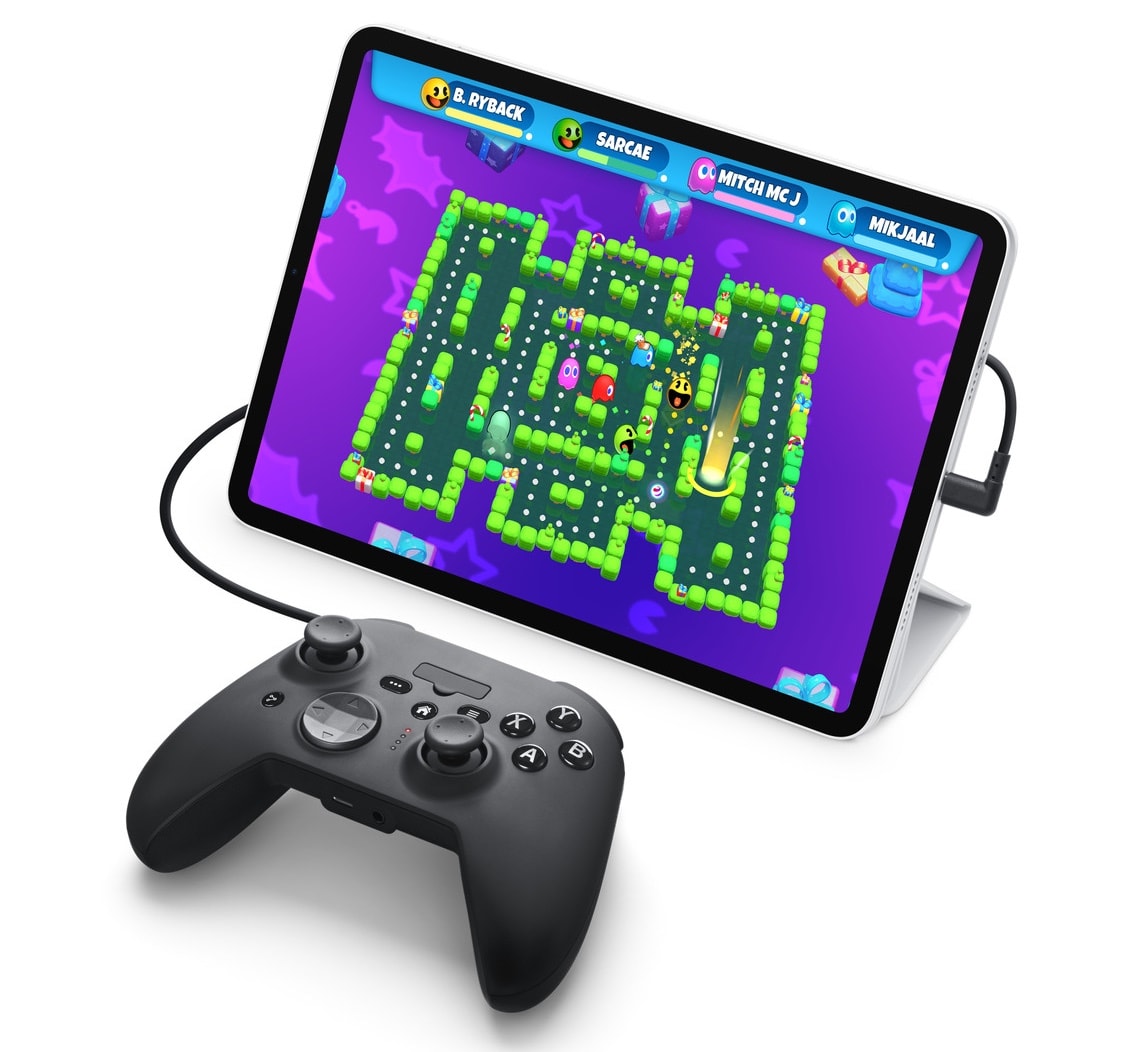 With a USB-C connector in addition to a Lightning connector, the controller easily works with both iPads and iPhones.