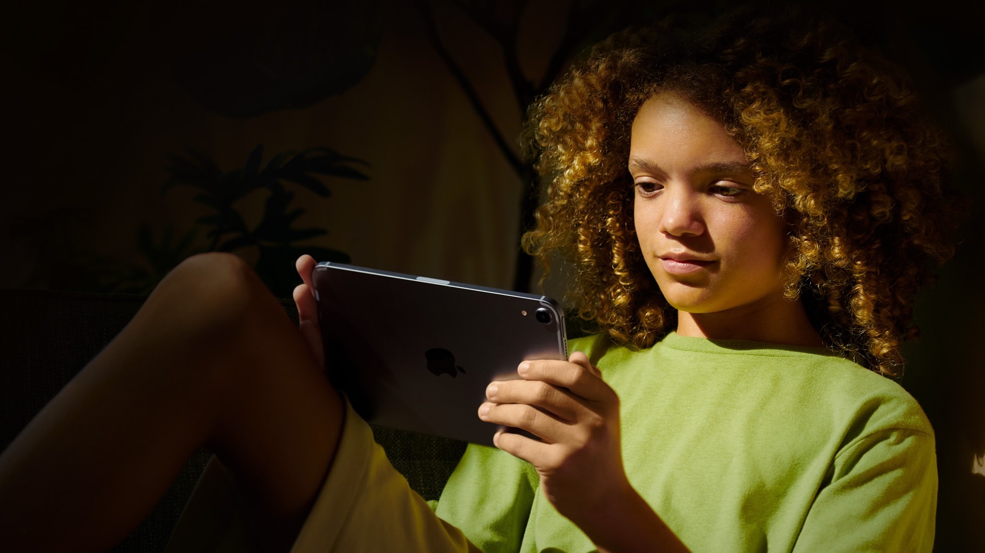 Child with iPad