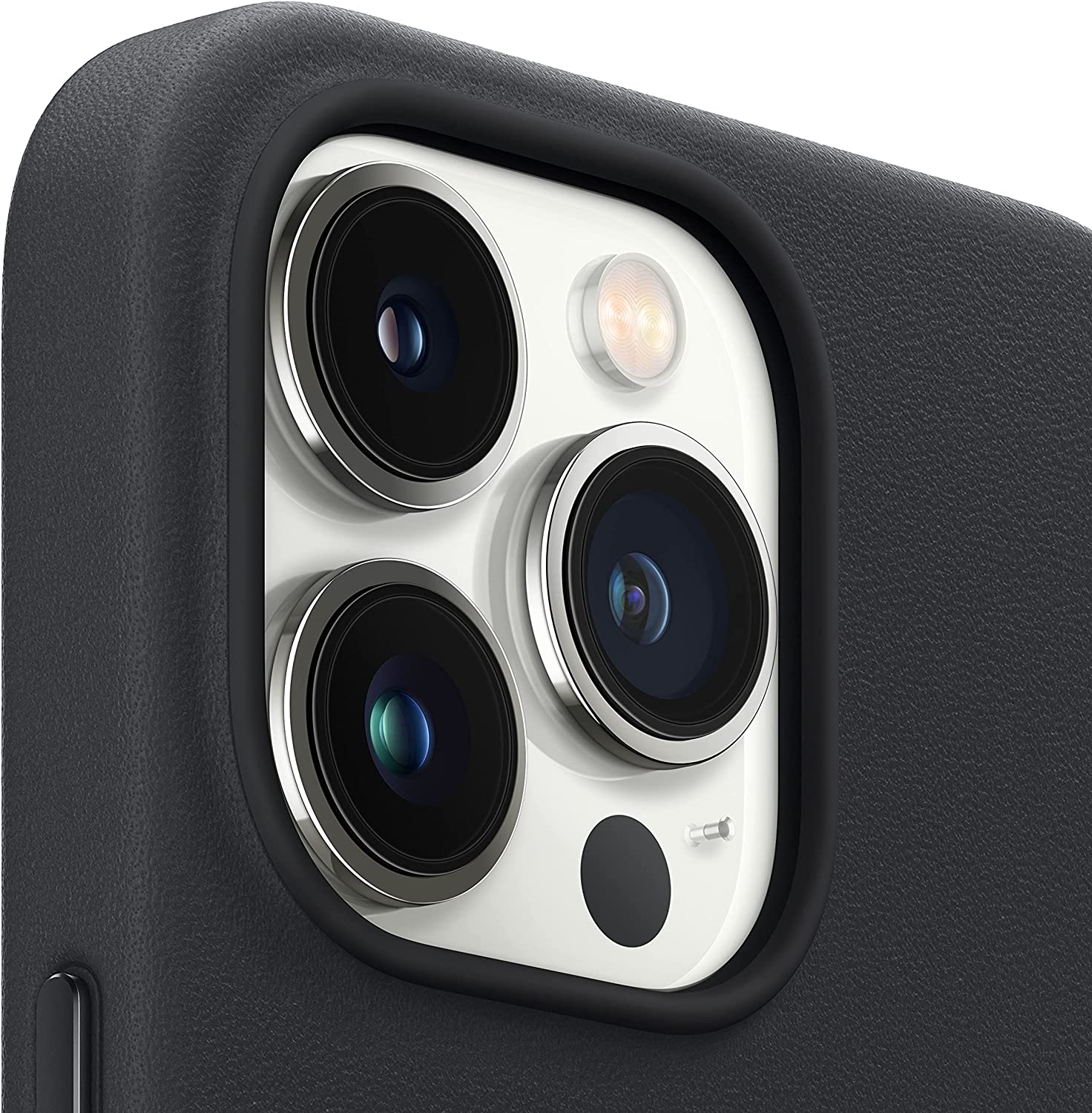Want an iPhone 13 Pro Max Leather Case with MagSafe? That's 75% off.