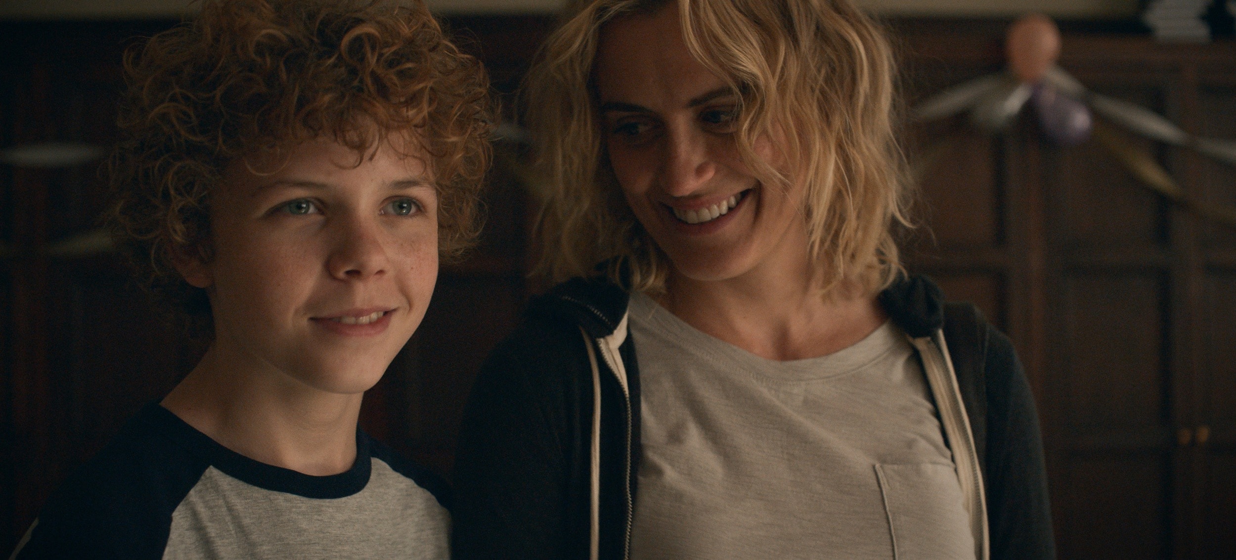 Colin O’Brien and Taylor Schilling in 
