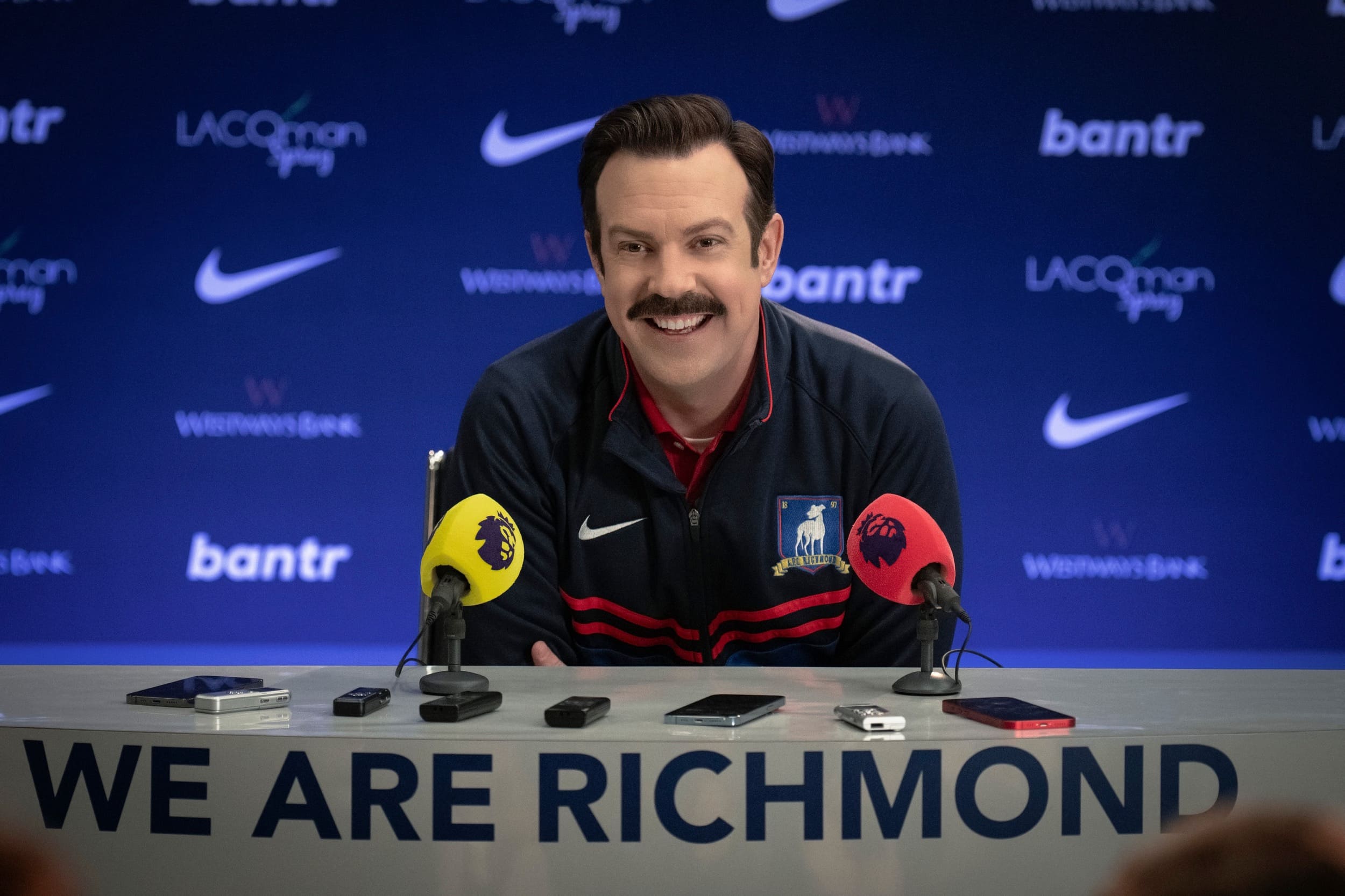 Episode 1. Jason Sudeikis in 