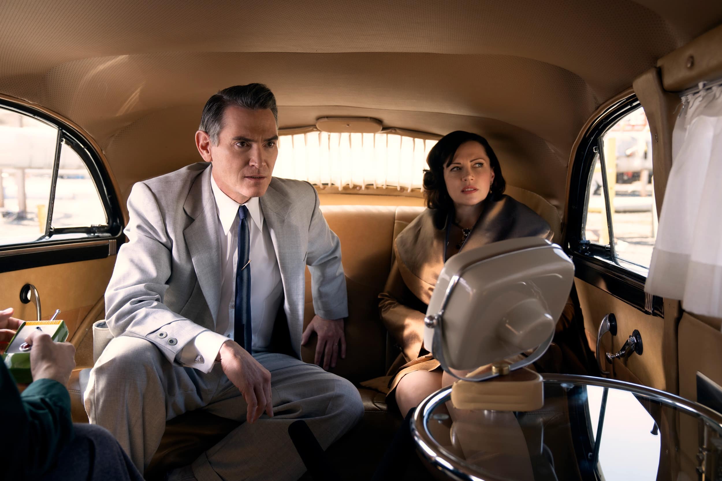 Billy Crudup and Dagmara Dominczyk in 