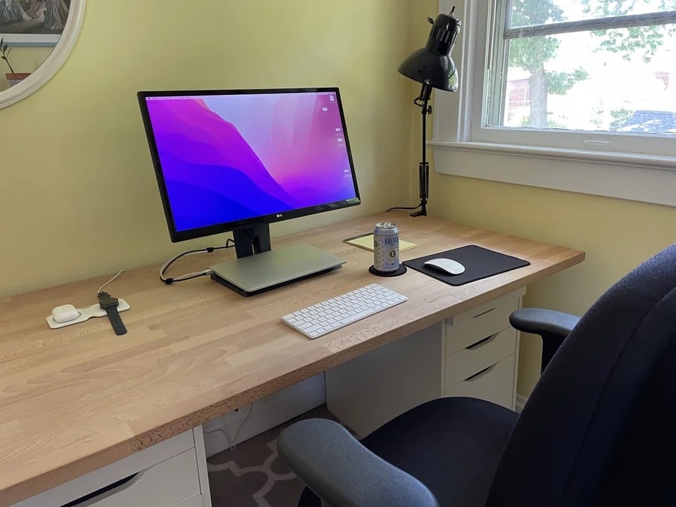 What's missing in the picture?
