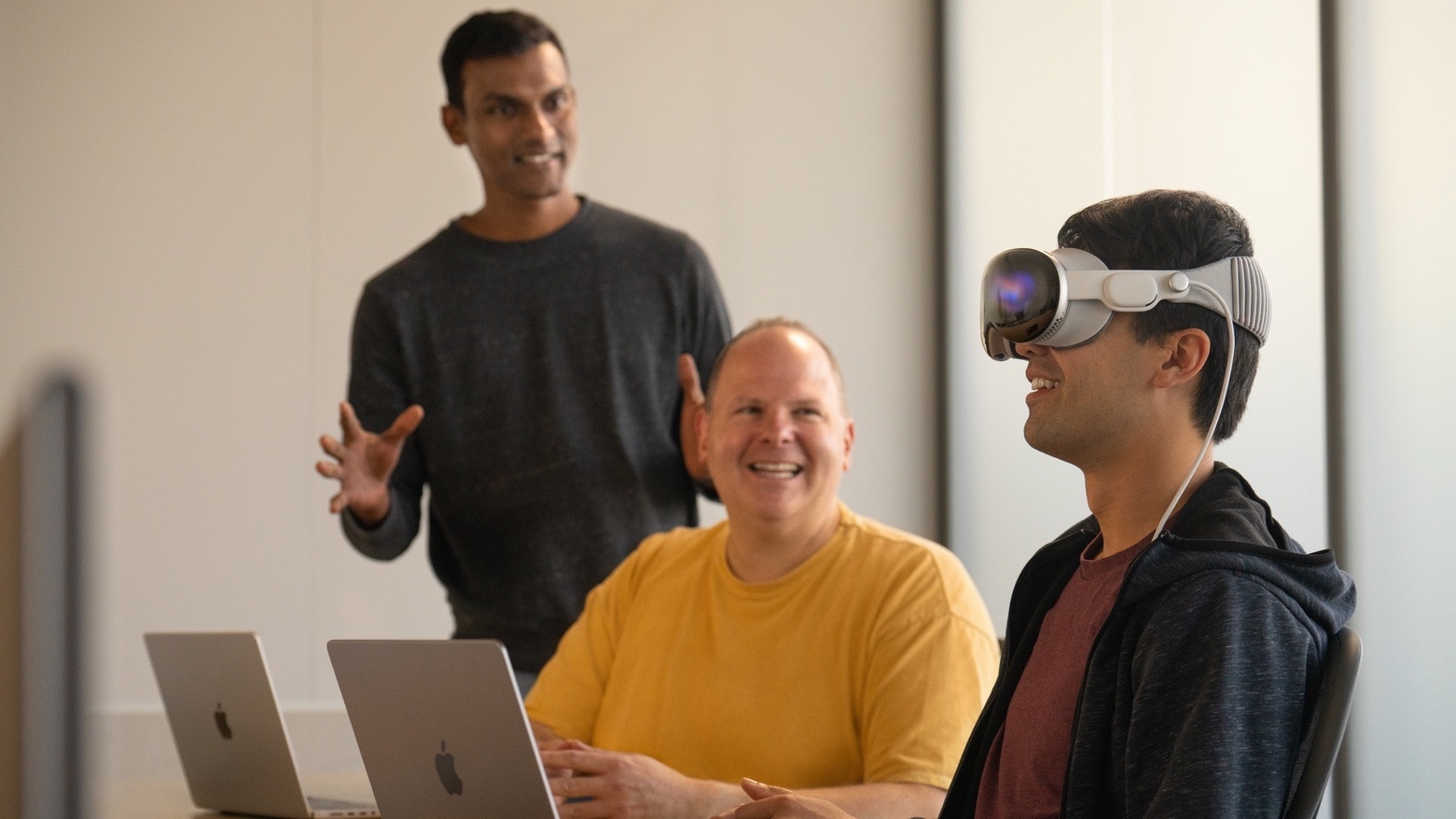 Developer gives ‘audible gasp’ using Vision Pro the first time