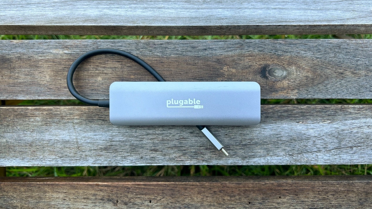 Easily connect your Mac to a TV with this very affordable 4-in-1 USB-C dock [Review]