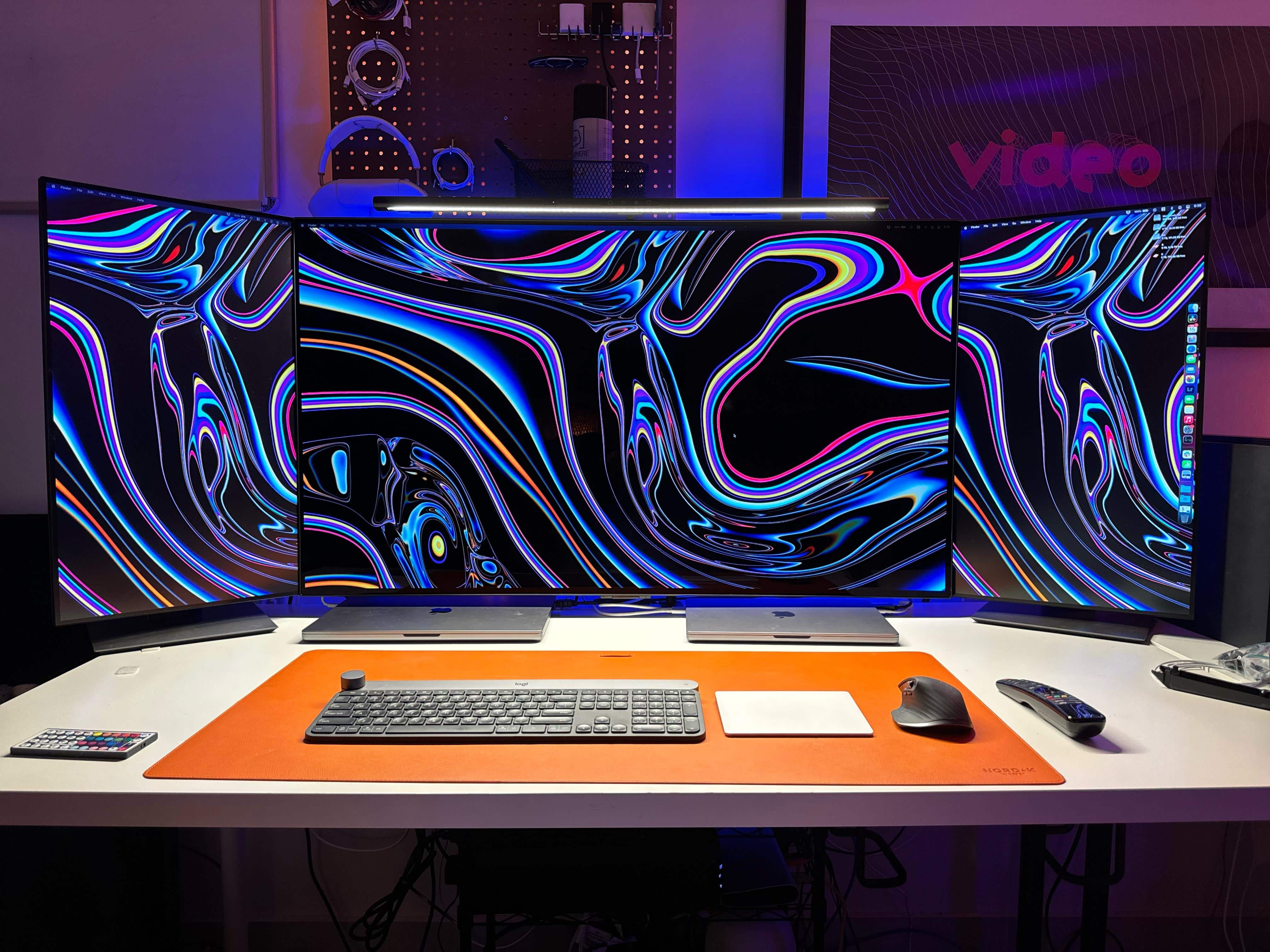That desktop wallpaper is distracting, to say the least.