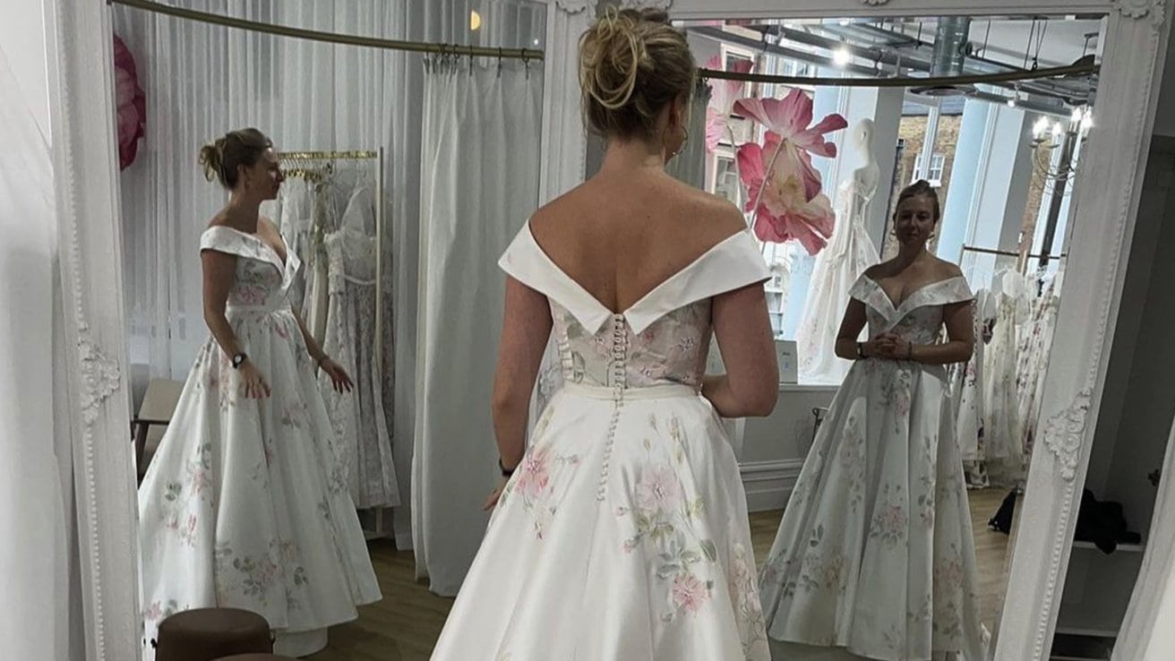 Tessa Coates wedding dress photo