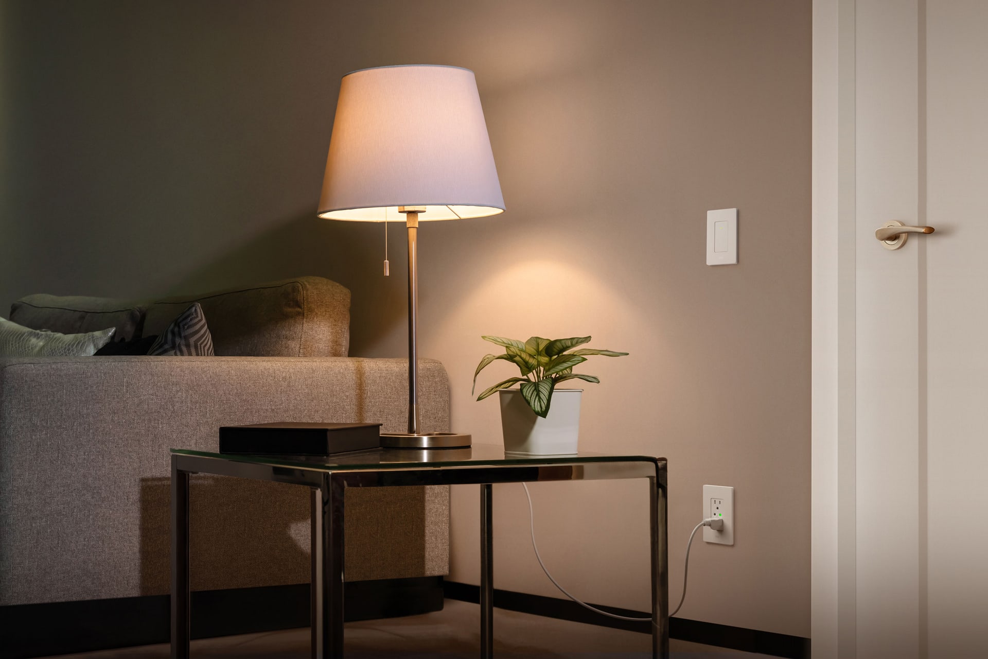 Eve Enerby Outlet and Eve Light Switch