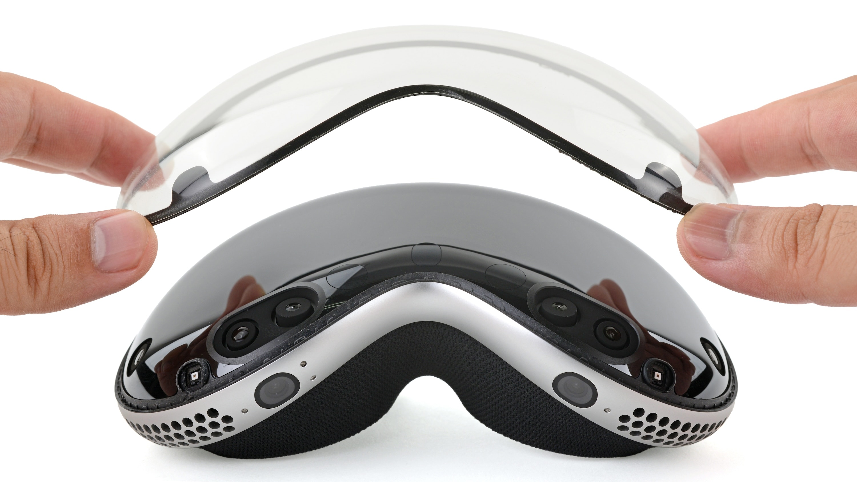 Vision Pro teardown