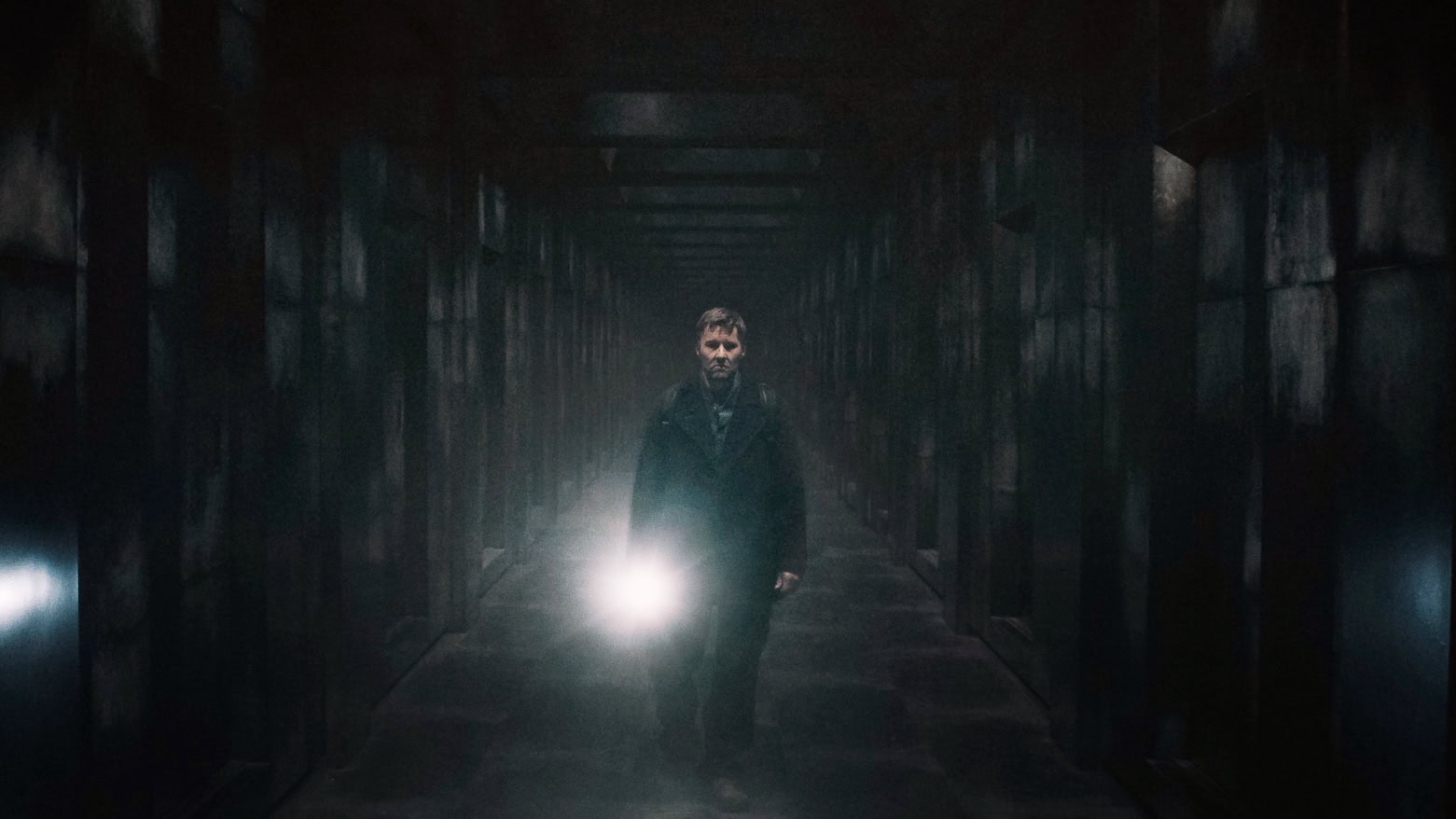 Joel Edgerton stars in Dark Matter, a sci-fi thriller series on Apple TV+.