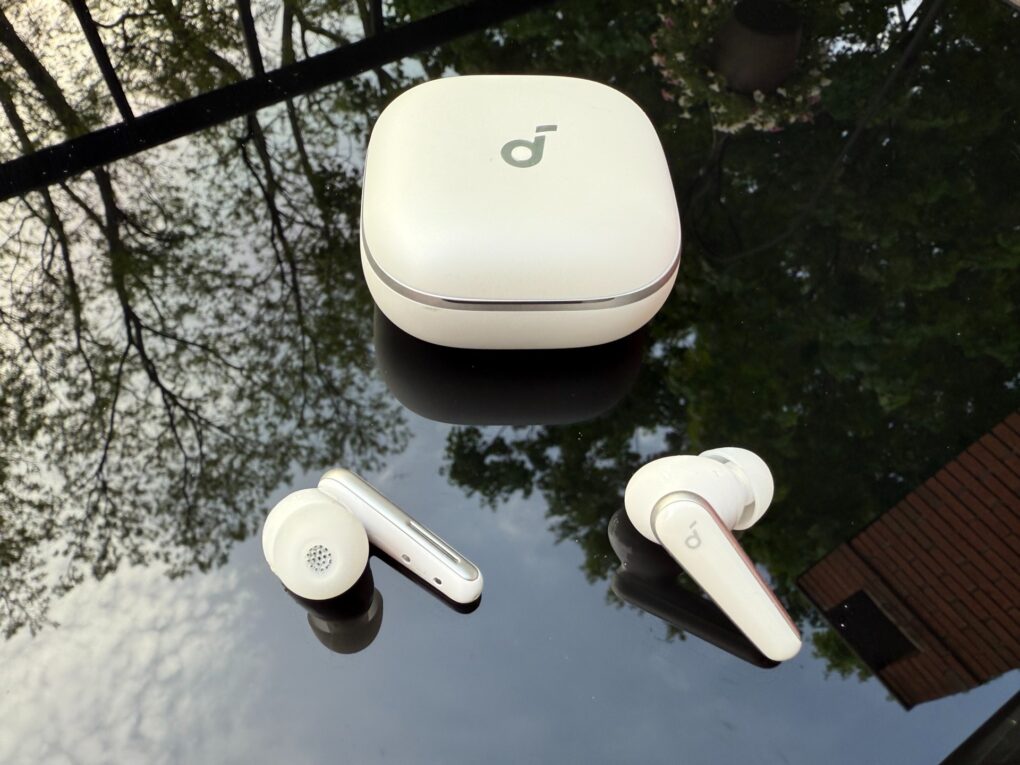 Soundcore Liberty 5 earbuds outside closed case