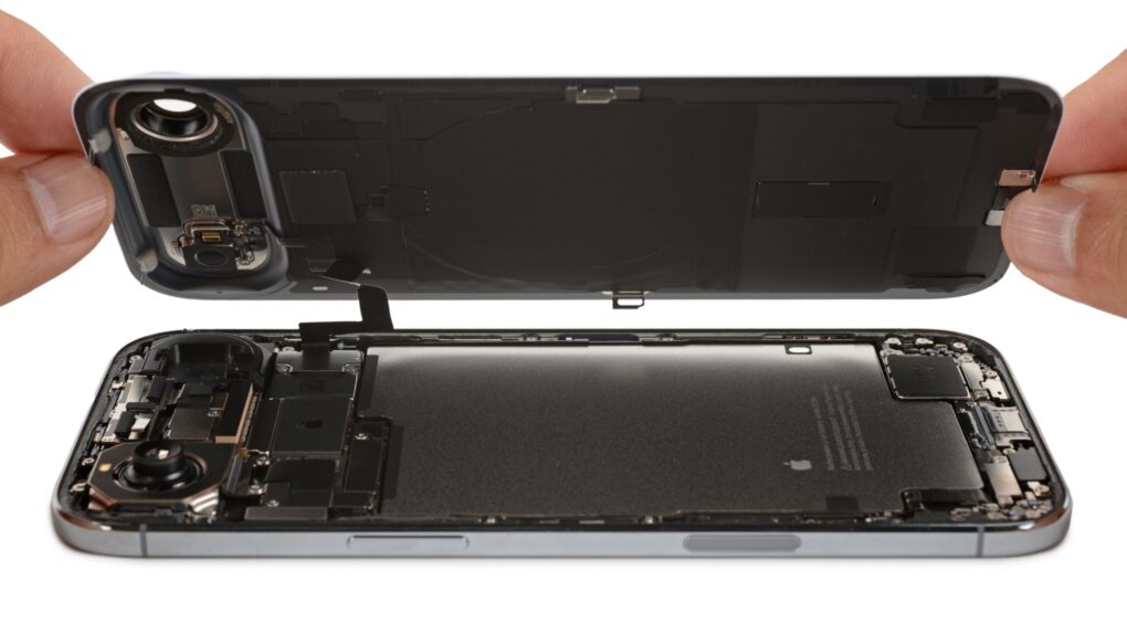 iPhone Air teardown