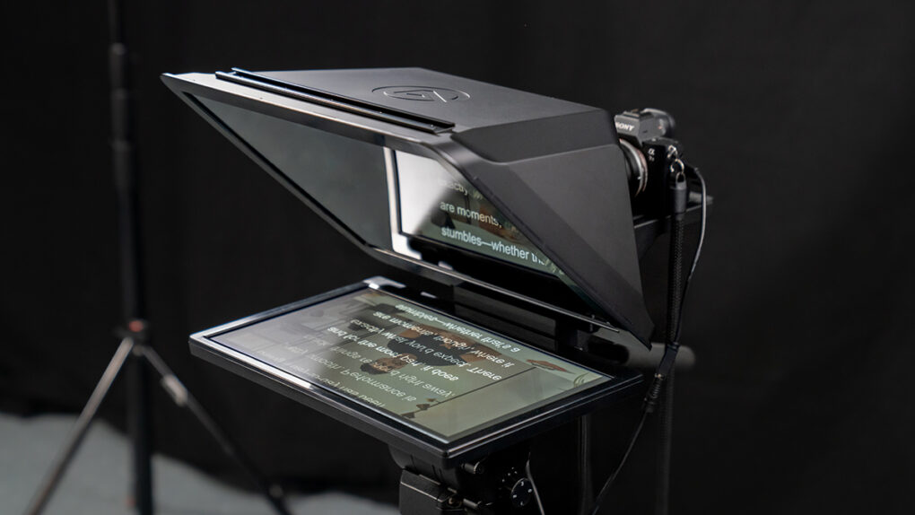 Elgato Prompter XL teleprompter